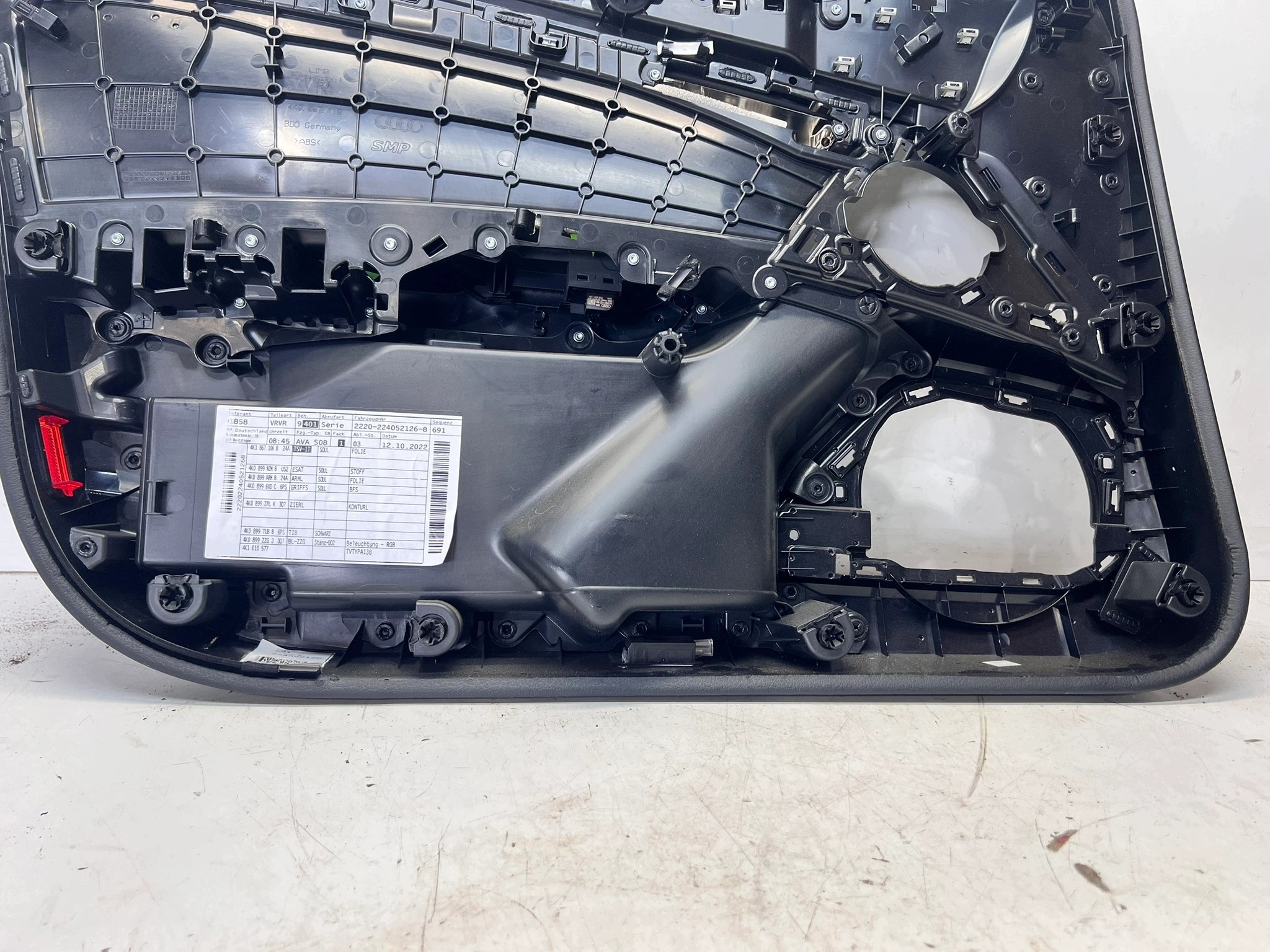 side door right front AUDI A6 C8 4K1867106B QQ2