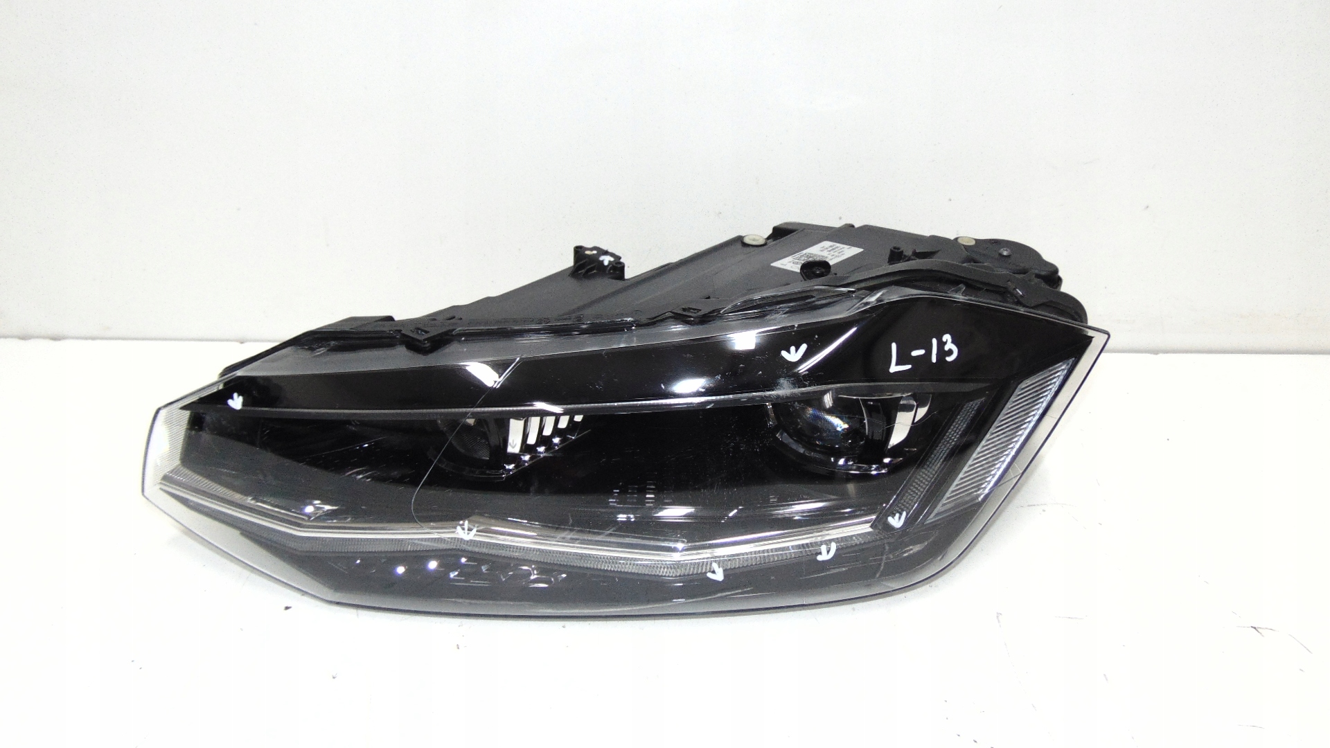 фара левая vw POLO 2G full led европа