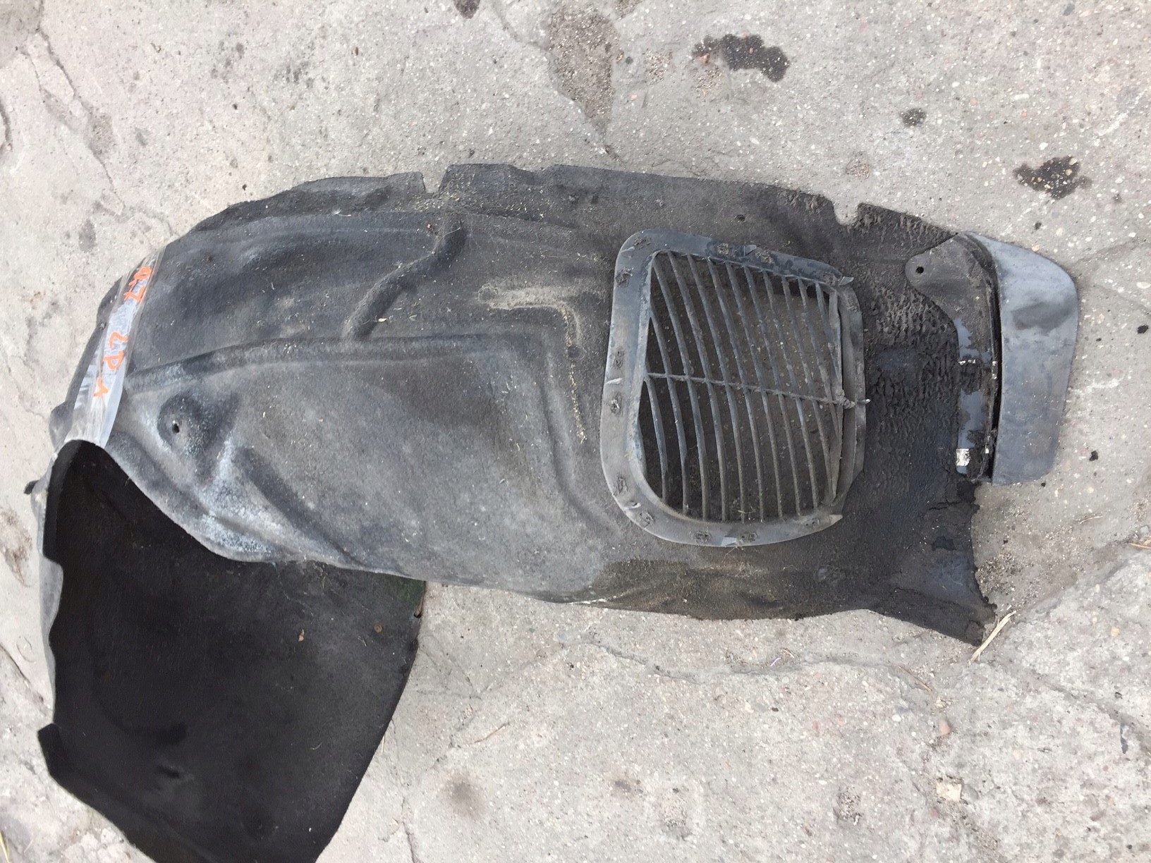 AUDI Q7 4L mudguard side left front front