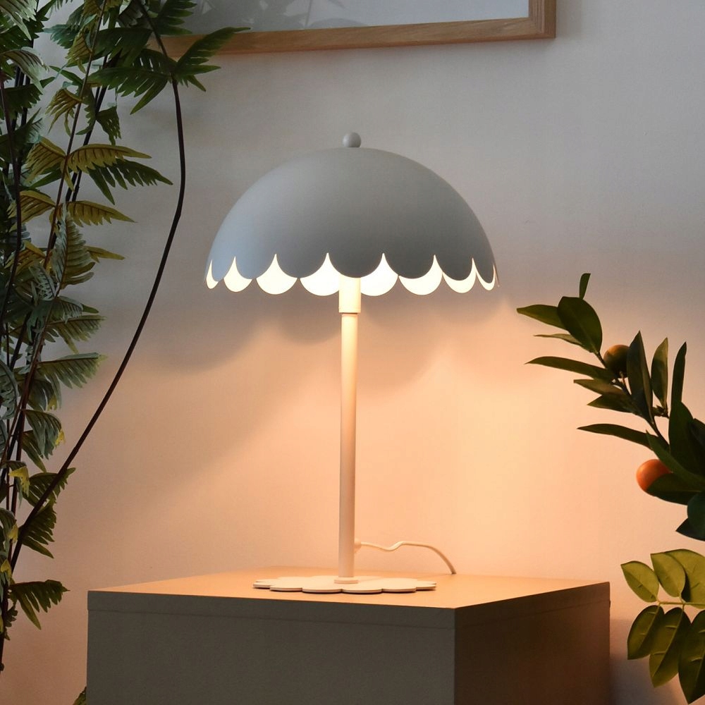 Stolní noční lampa se zaoblenými konci stínítka Flow pro děti