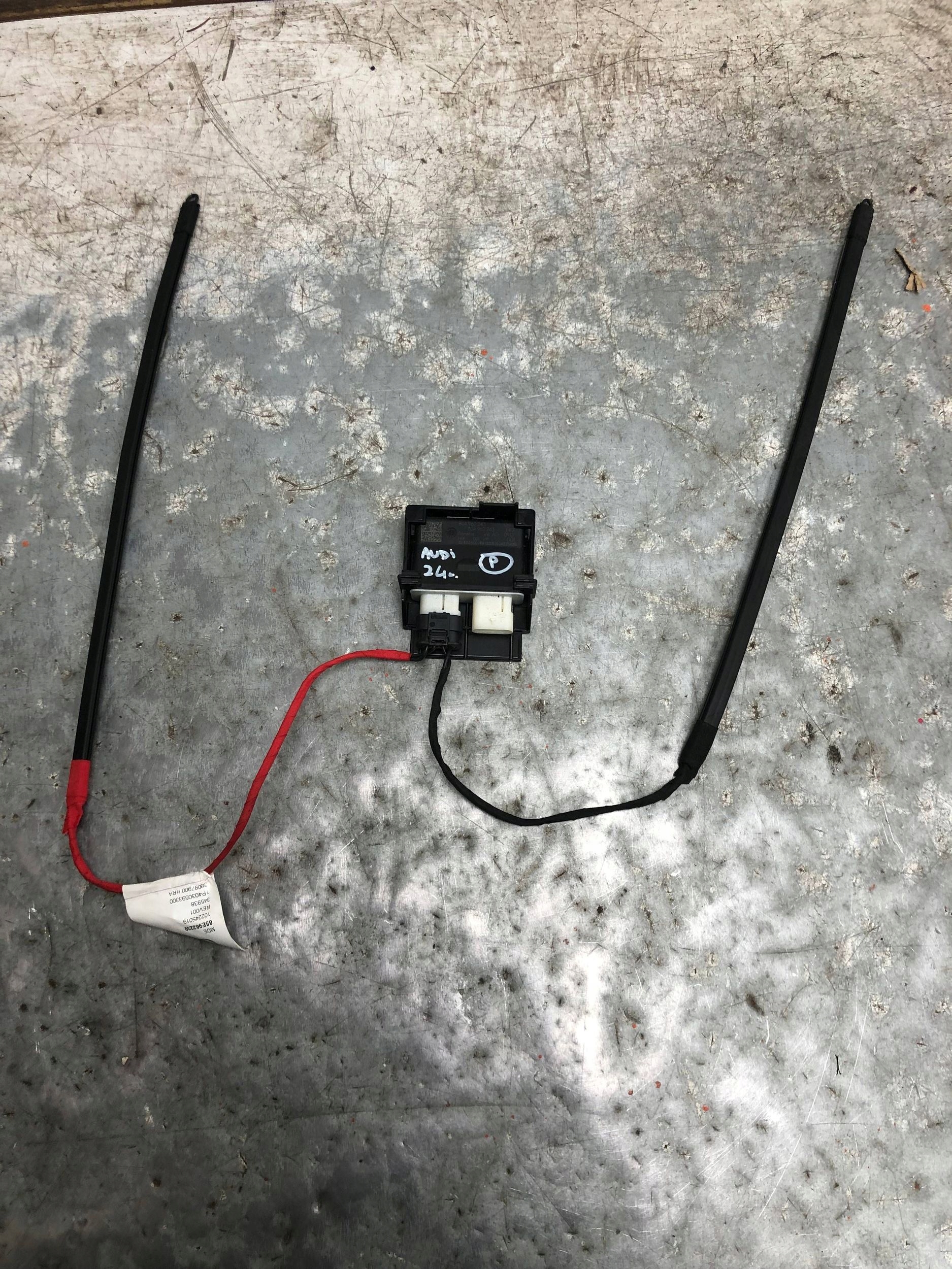 module control unit bonnet boot AUDI 80A962243