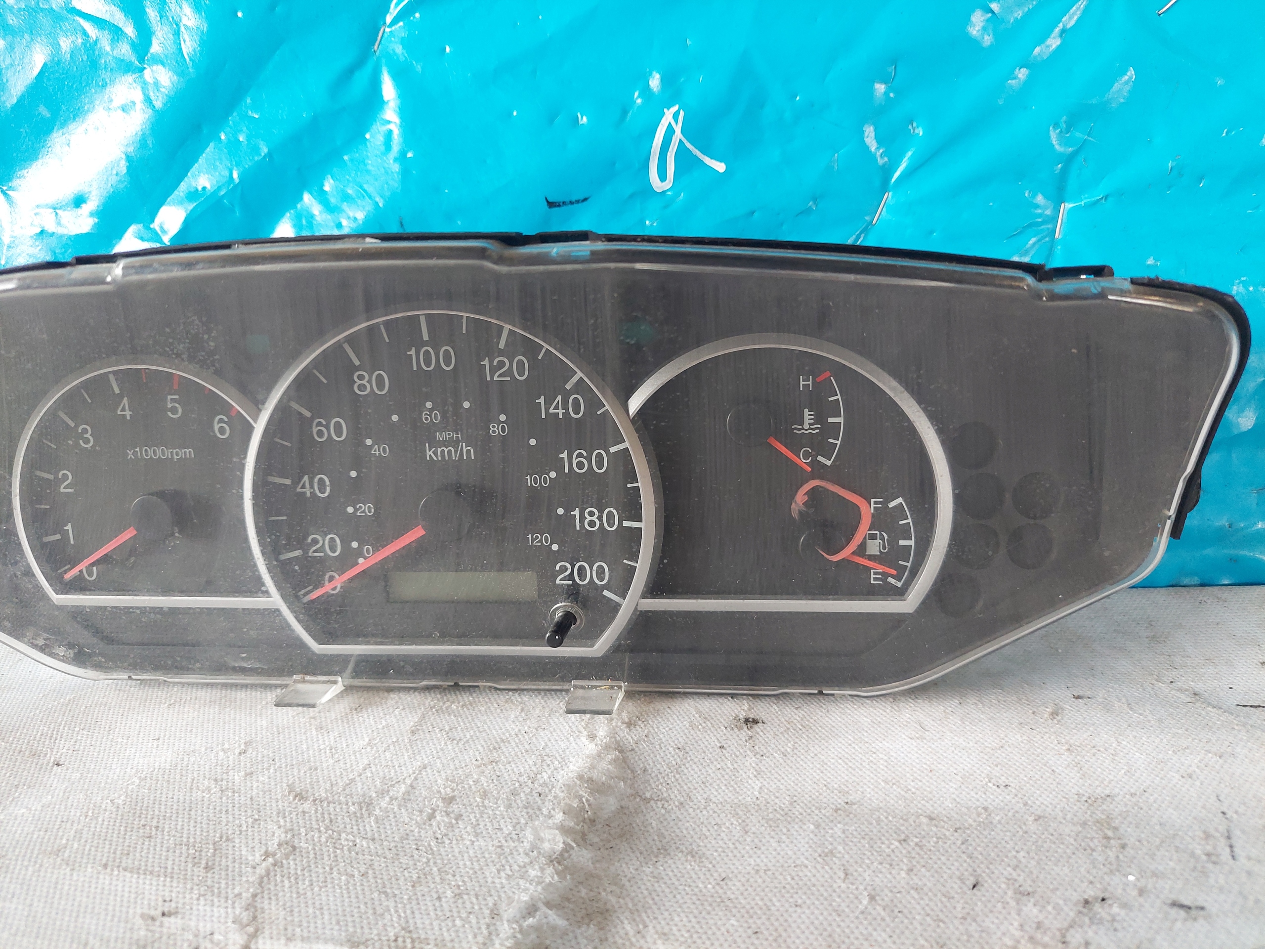 dials clock KIA CARENS II 2.0 CRDI 200399400K