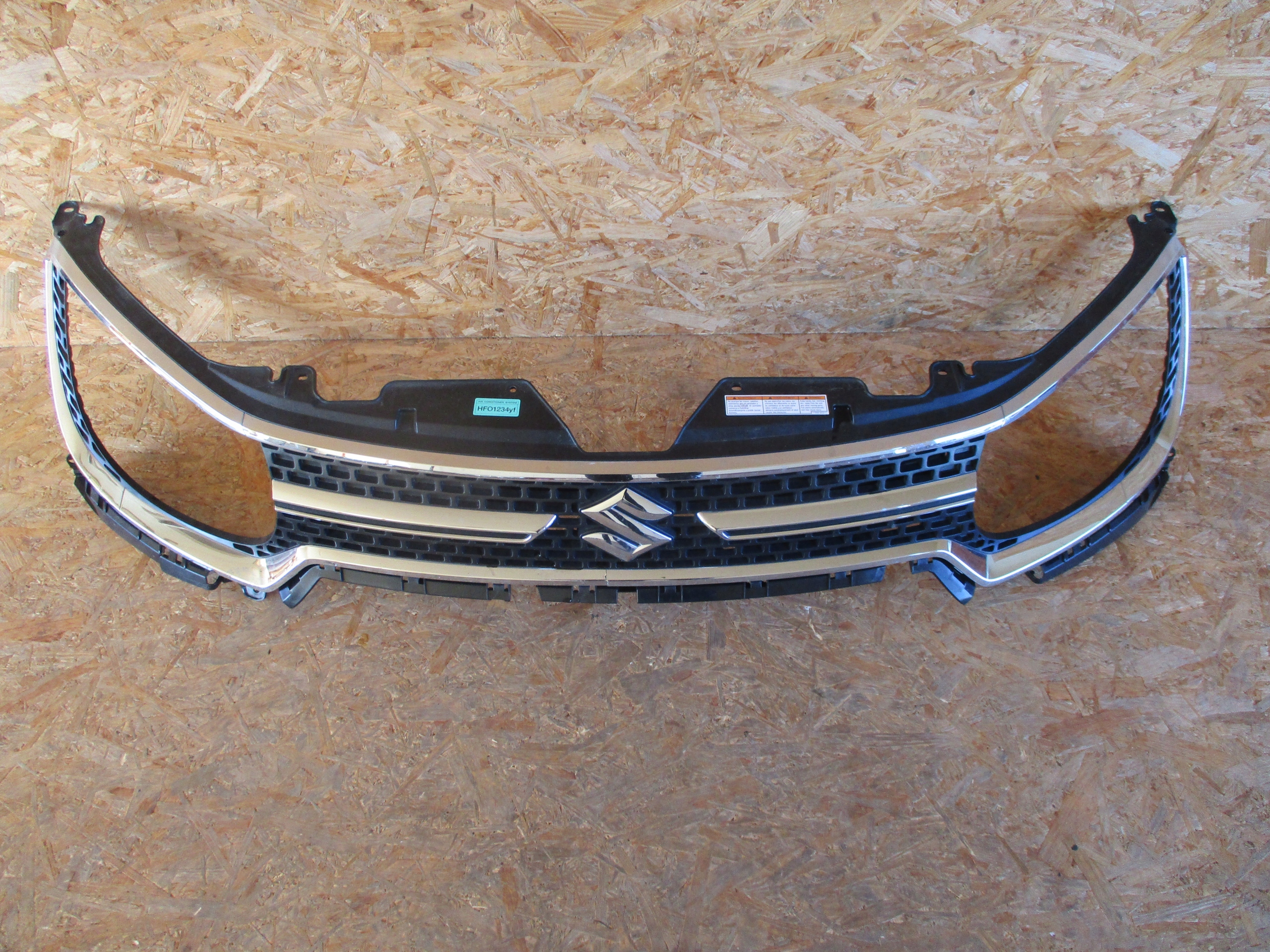 front PREKLADgrill SUZUKI IGNIS 14
