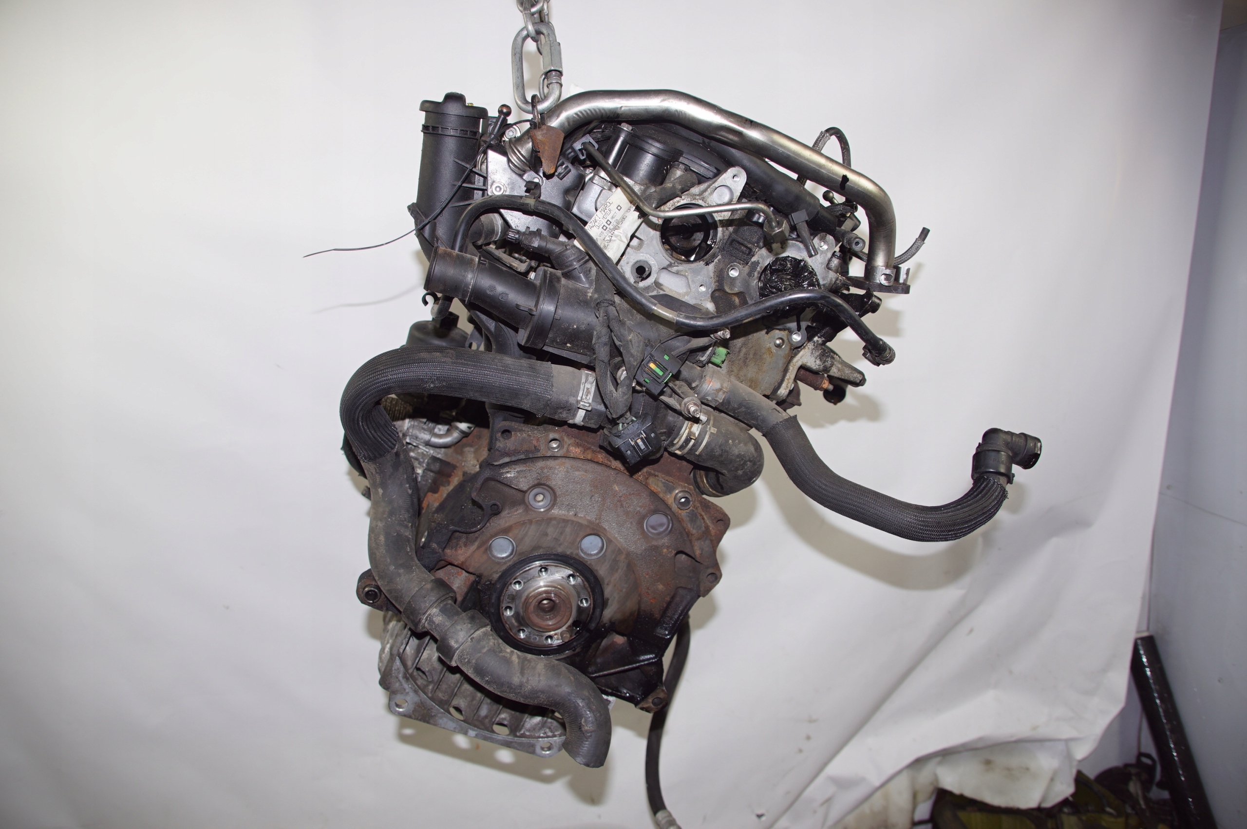 engine pillar 10DYXK 2.0 HDI PEUGEOT 308 CC