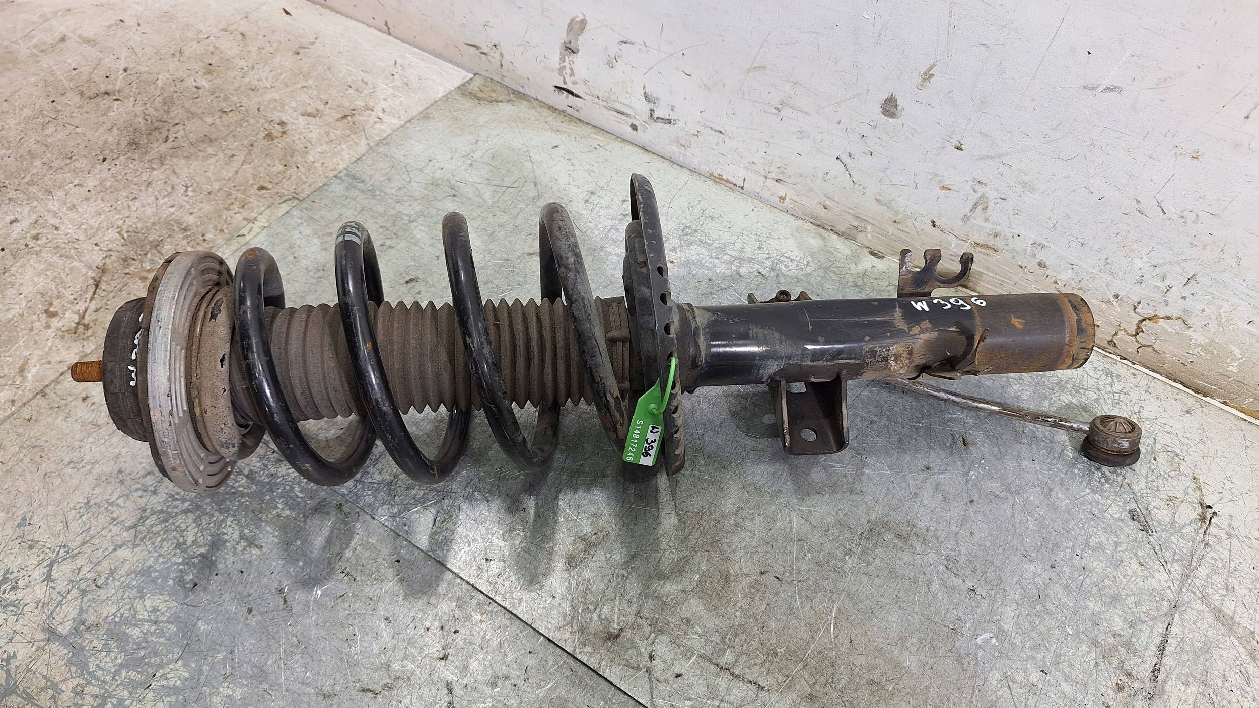 shock absorber left right front 7H0413031K VW TRANSPORTER T5