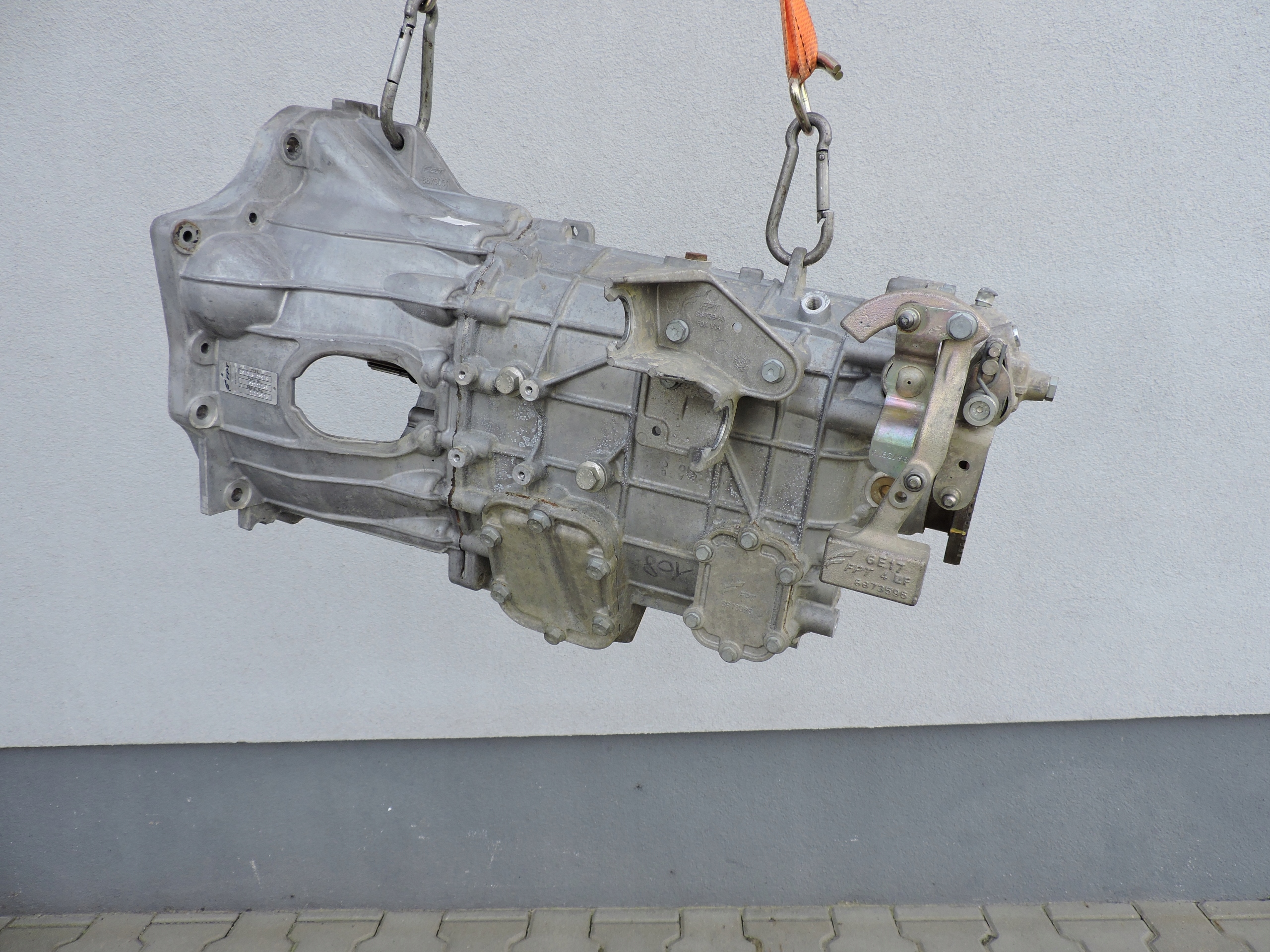 SKRZYNIA BIEGÓW 6 IVECO DAILY 3.0 14> 93021155 TYP 2840.6 29H16 Producent części Iveco OE