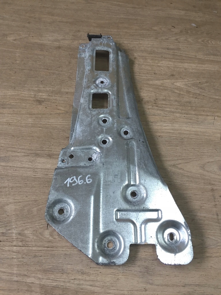 WZMOCNIENIE KIELICHA LEWY TYL WEWNETRZNE TESLA X Part manufacturer Tesla