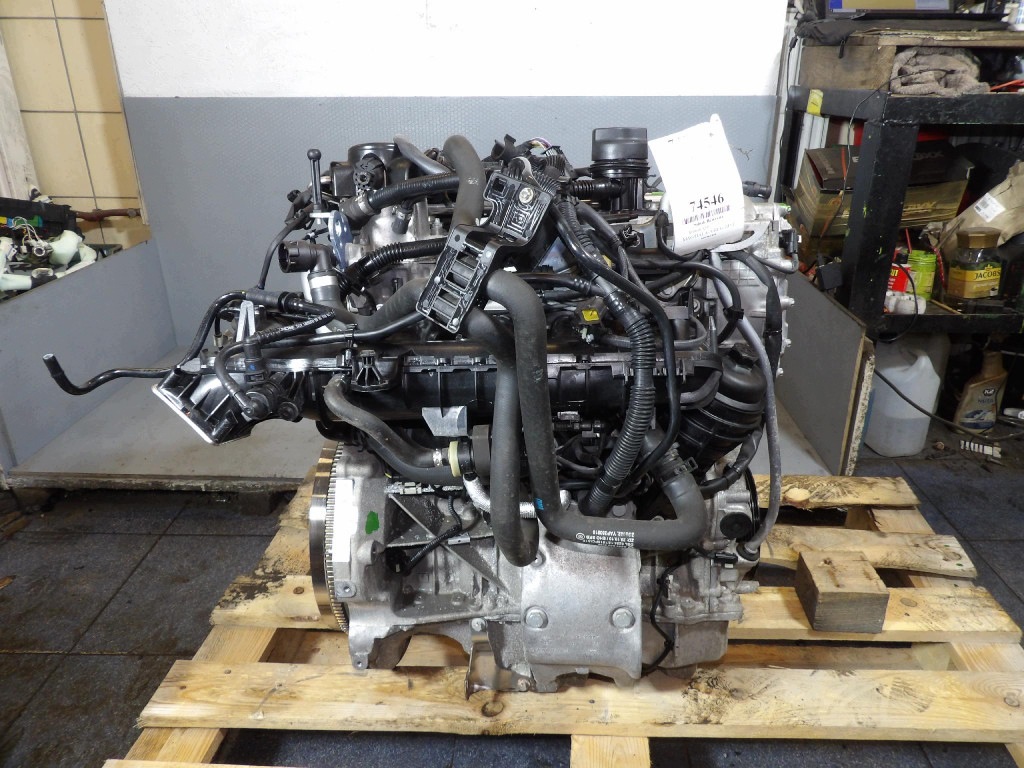 motor 1.6CGI 156KM 270910 INFINITI Q30