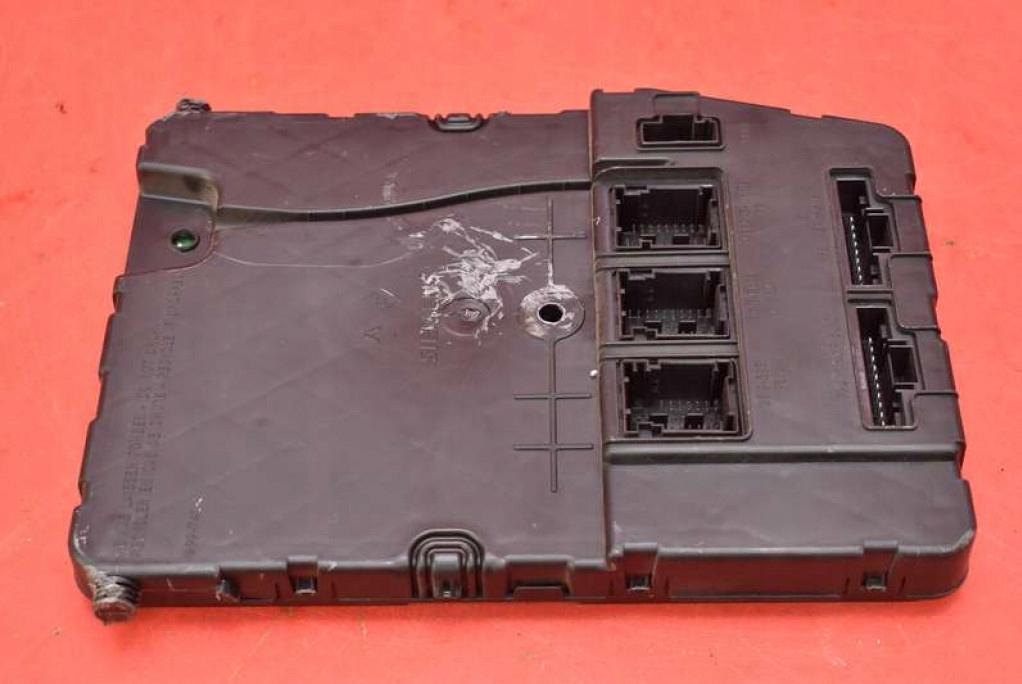 control unit module UCH 8200306435 RENAULT MEGANE SCENIC 2 II 2.0 16V 136 KM