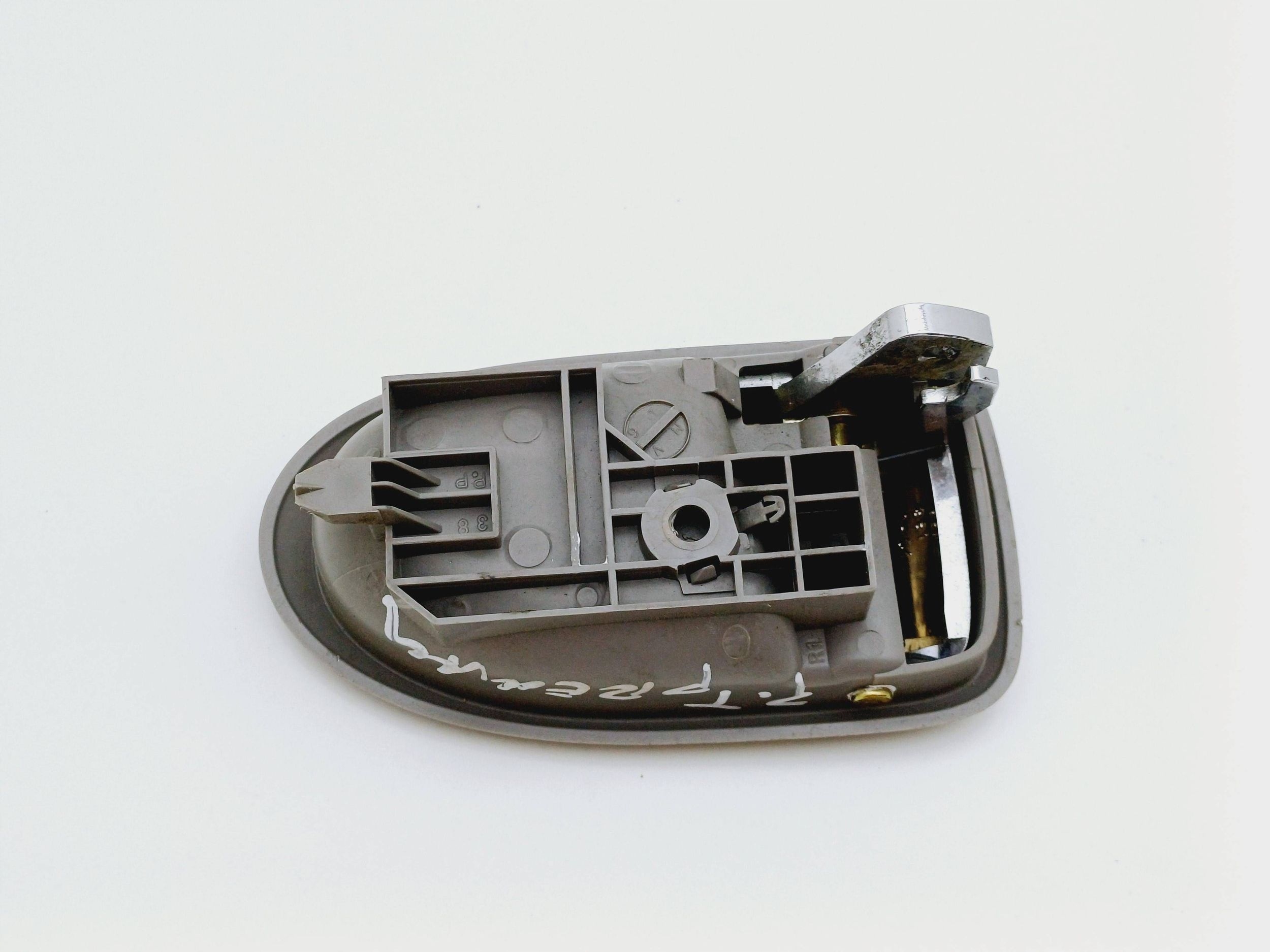 ручка двери внутренняя mazda PREMACY NR416