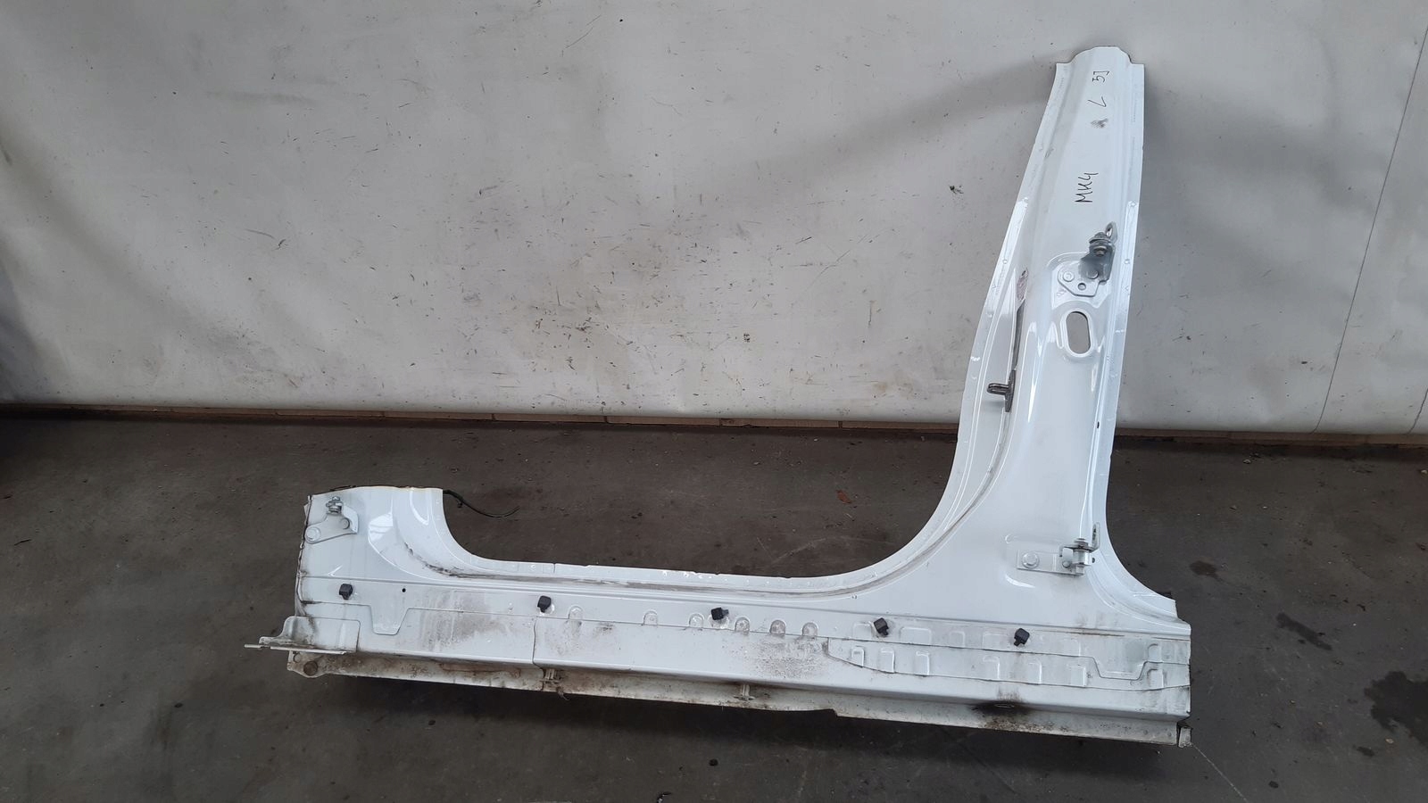 threshold pillar left Ford Focus MK4 1,0 ECOBOOST 5J