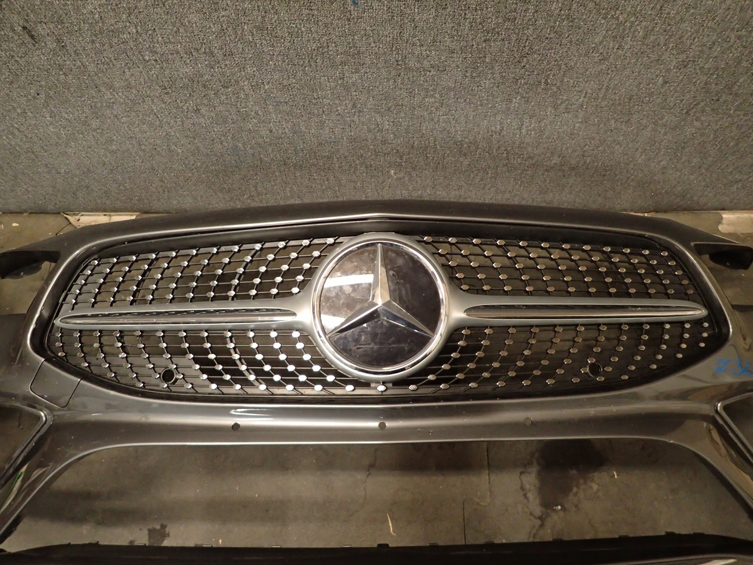 Stoßstange vorne MERCEDES CLA W118 AMG
