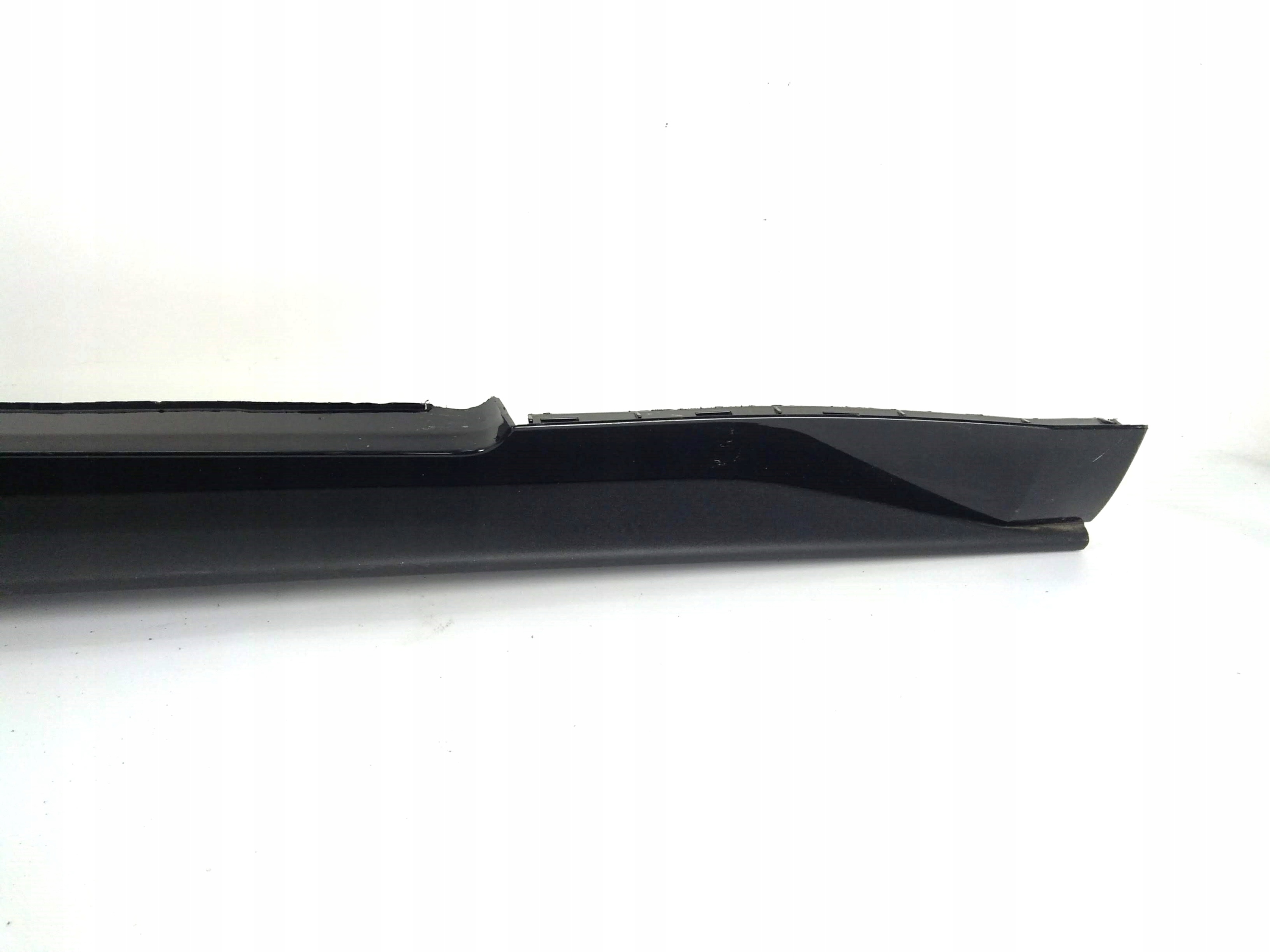 Ford Mustang GT 5.0 2015+ moulding threshold right