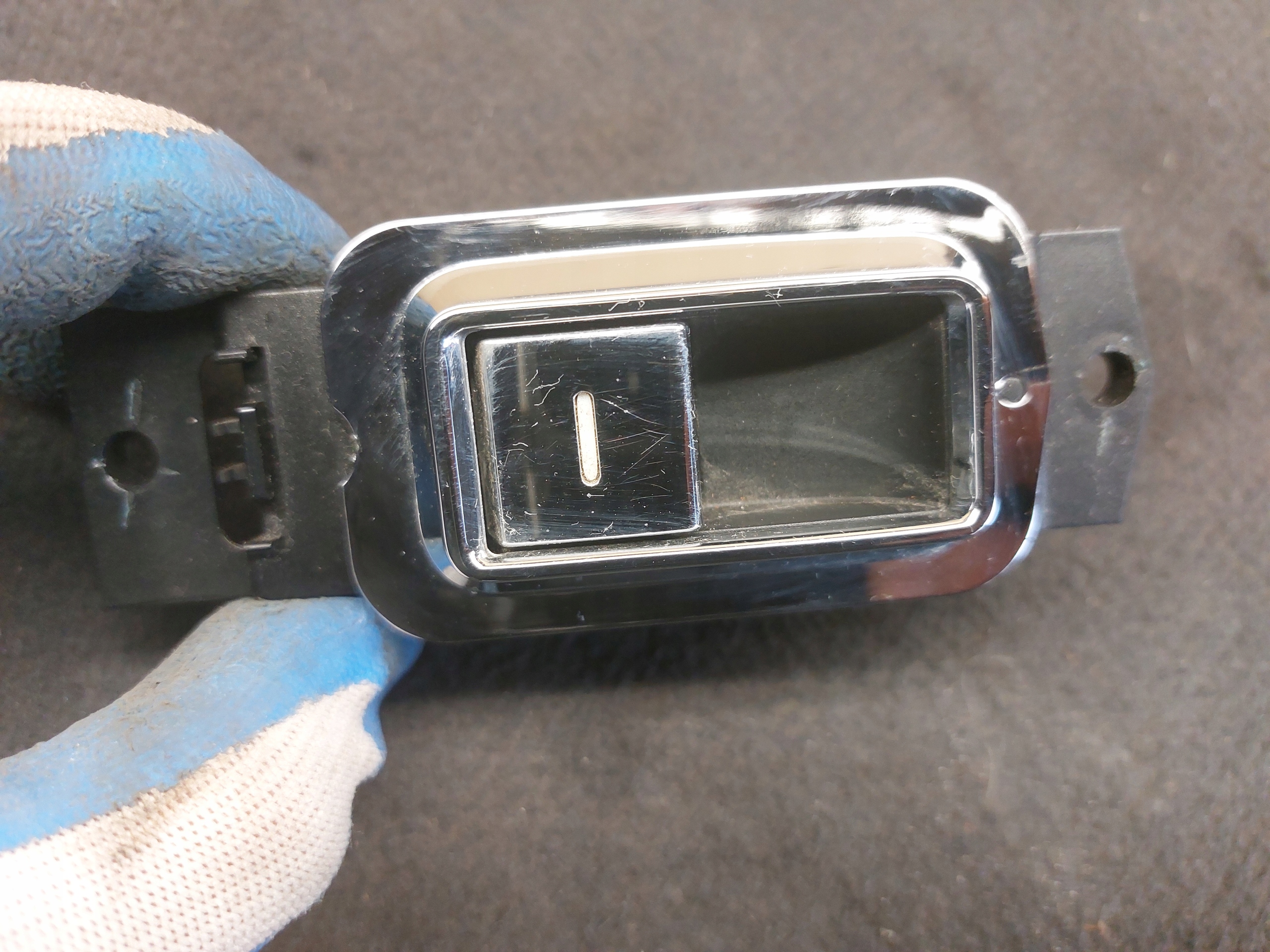 BENTLEY CONTINENTAL button lifting of the window 03r
