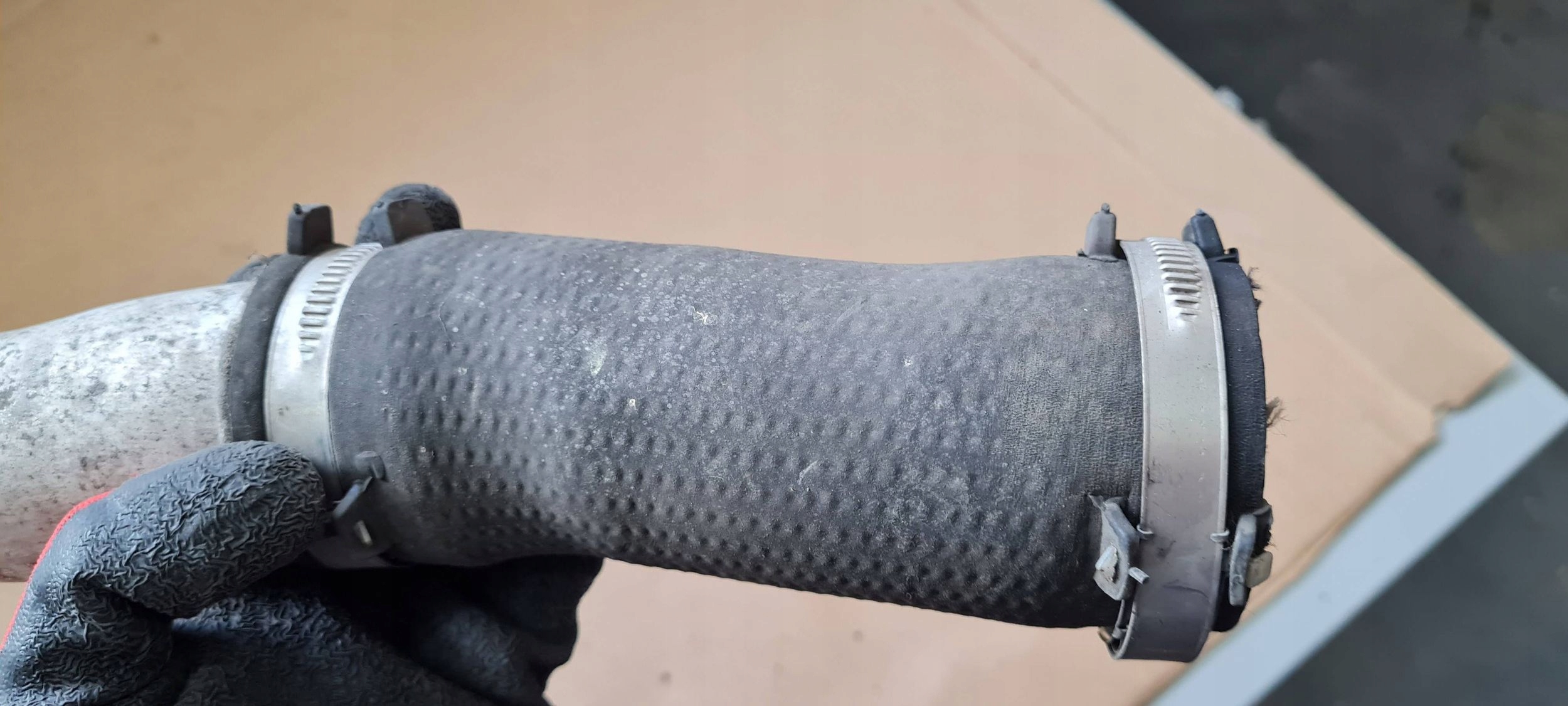 A6 C6 LIFT prijenos cijev interkulera 2.0 TDI 4F0145686M