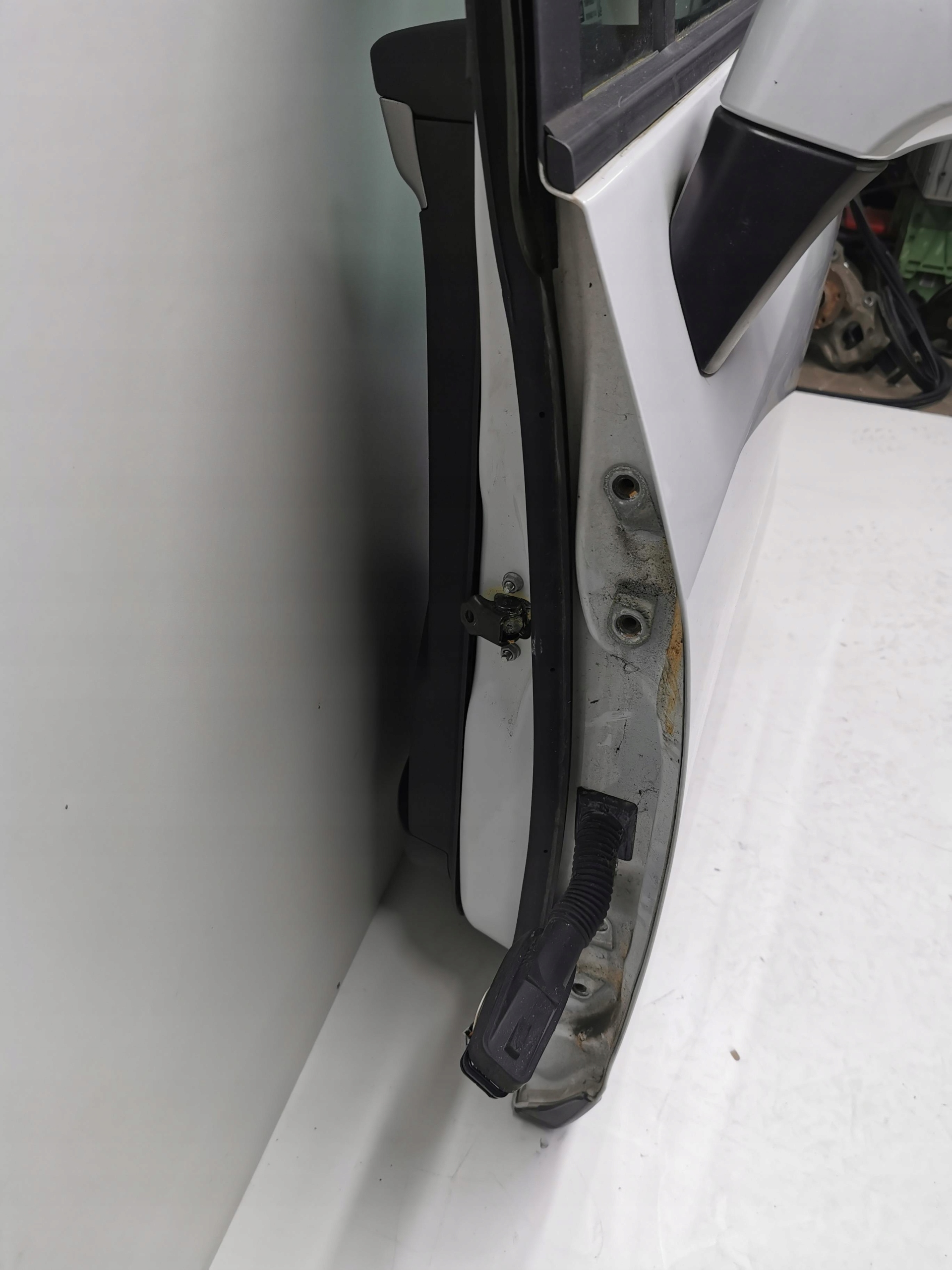 door left front GAZ Z40R OPEL MOKKA A 2012-2016