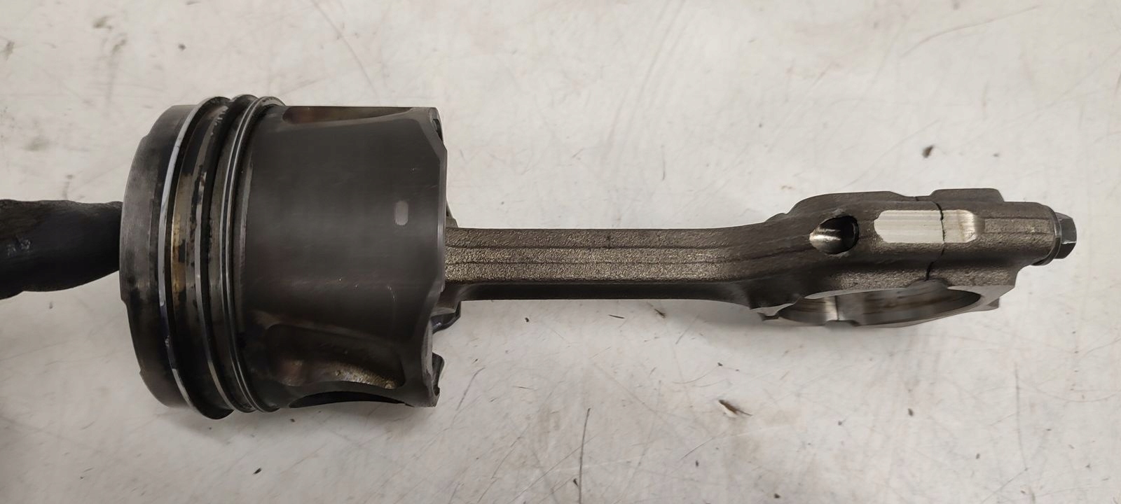 Piston Bielle A20DTH Opel Astra J kombi 2,0 CDTI