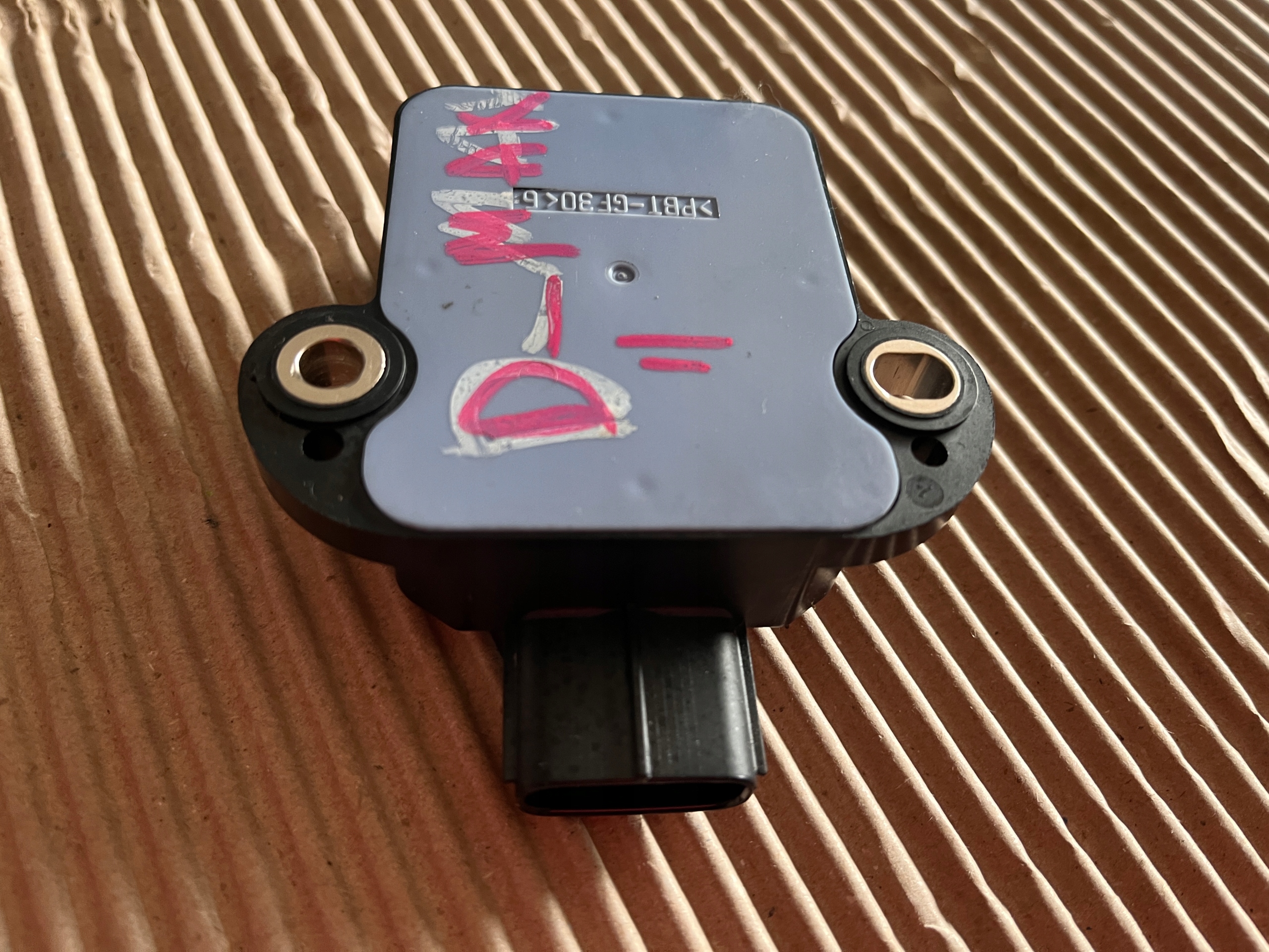 ISUZU D-MAX II modul ESP 8980521161