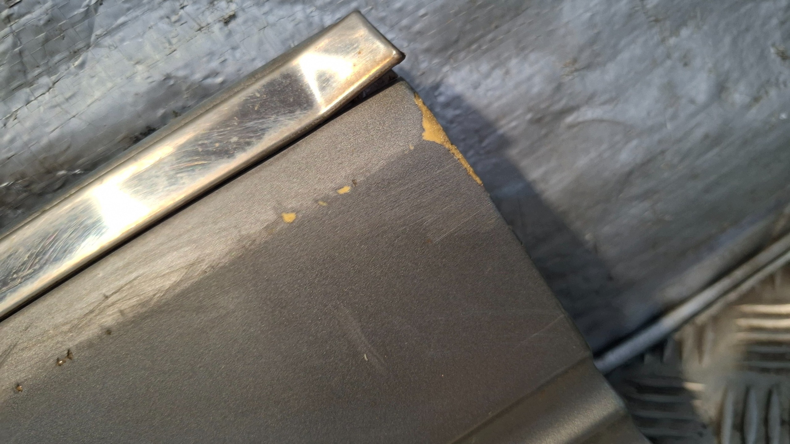 moulding door left front MERCEDES W126