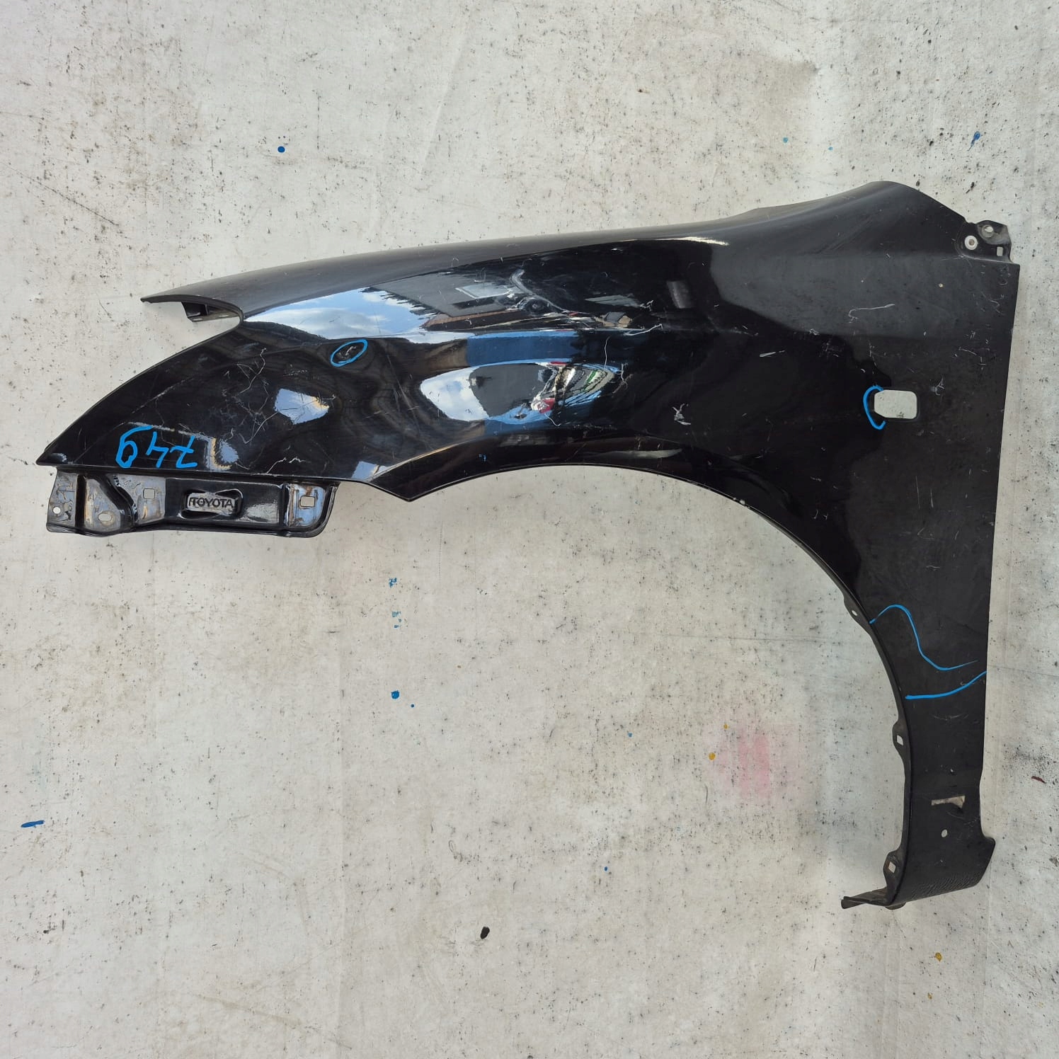 TOYOTA COROLLA IX 9 HB 01-07 fender front front left