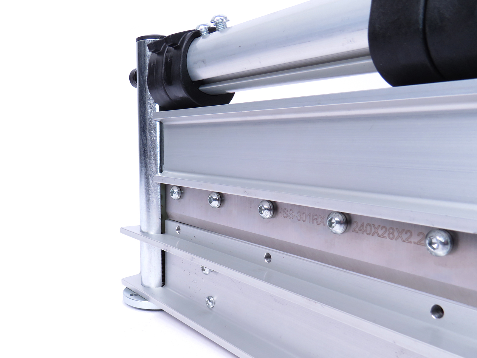 PRZECINARKA DO PANELI LAMINOWANYCH 9" Maksymalna szerokość paneli 230 mm