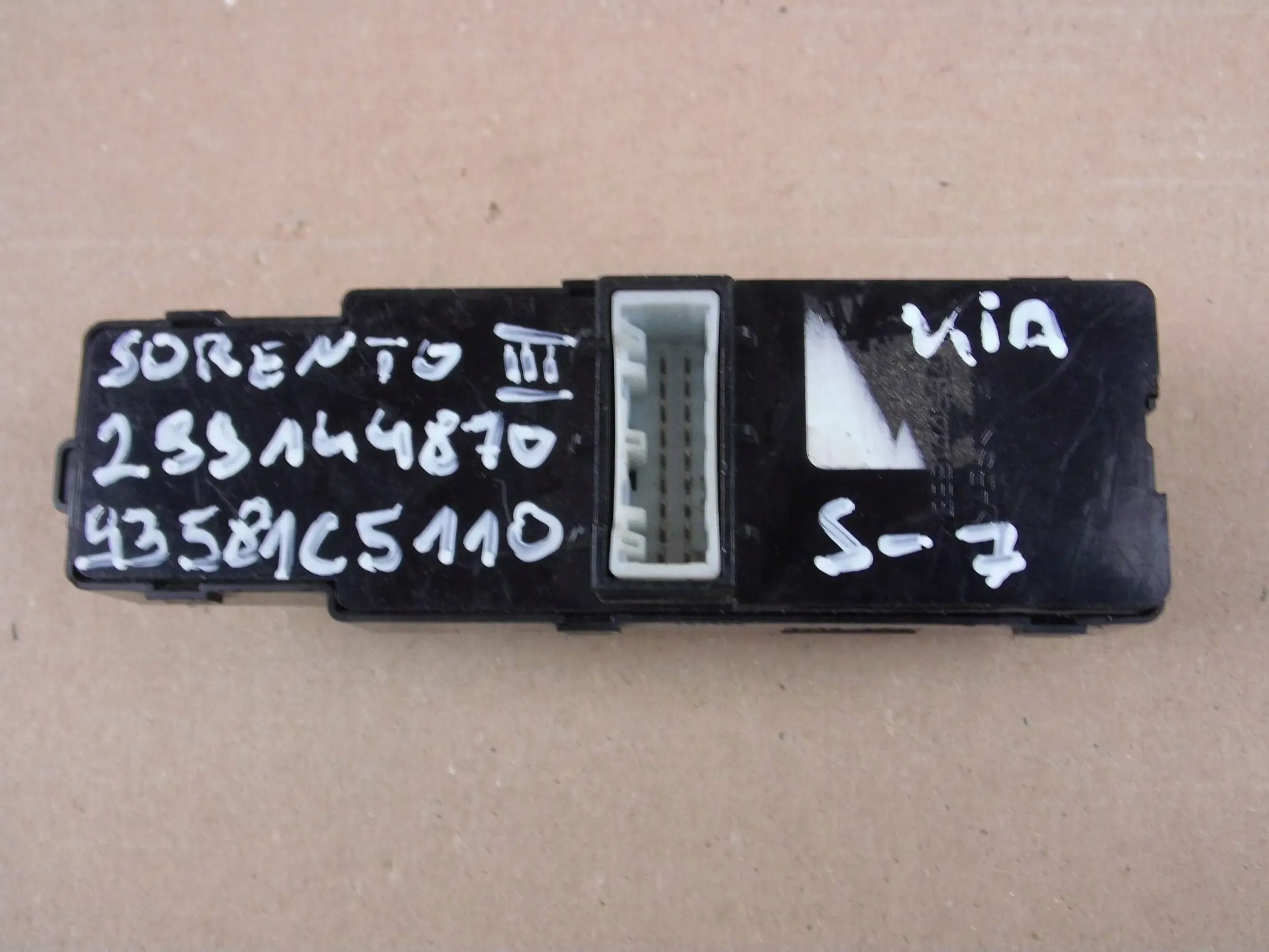 KIA Sorento III 2015+ opening control switch windows grzania seat 299144870