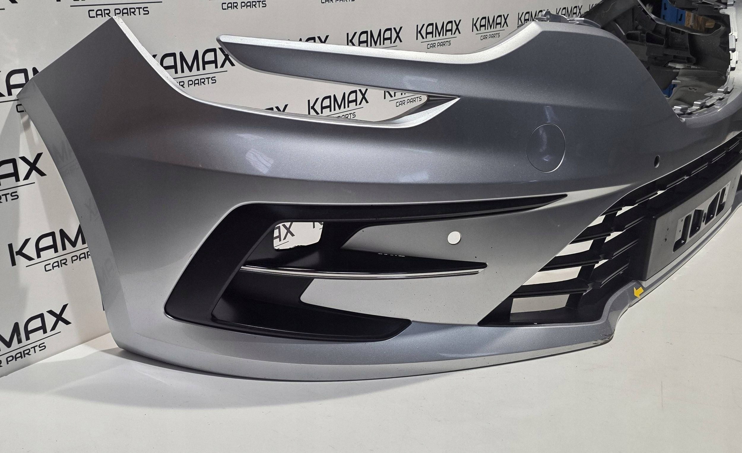front bumper front Renault Megane IV 620220472R