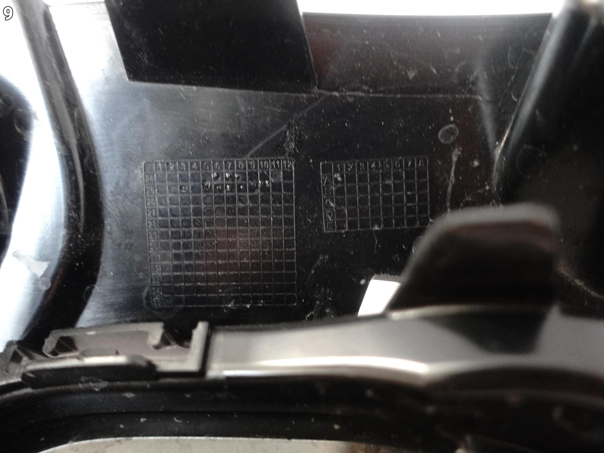 RENAULT CLIO VI X60 25- pillar support frame below grill ATRAPE front