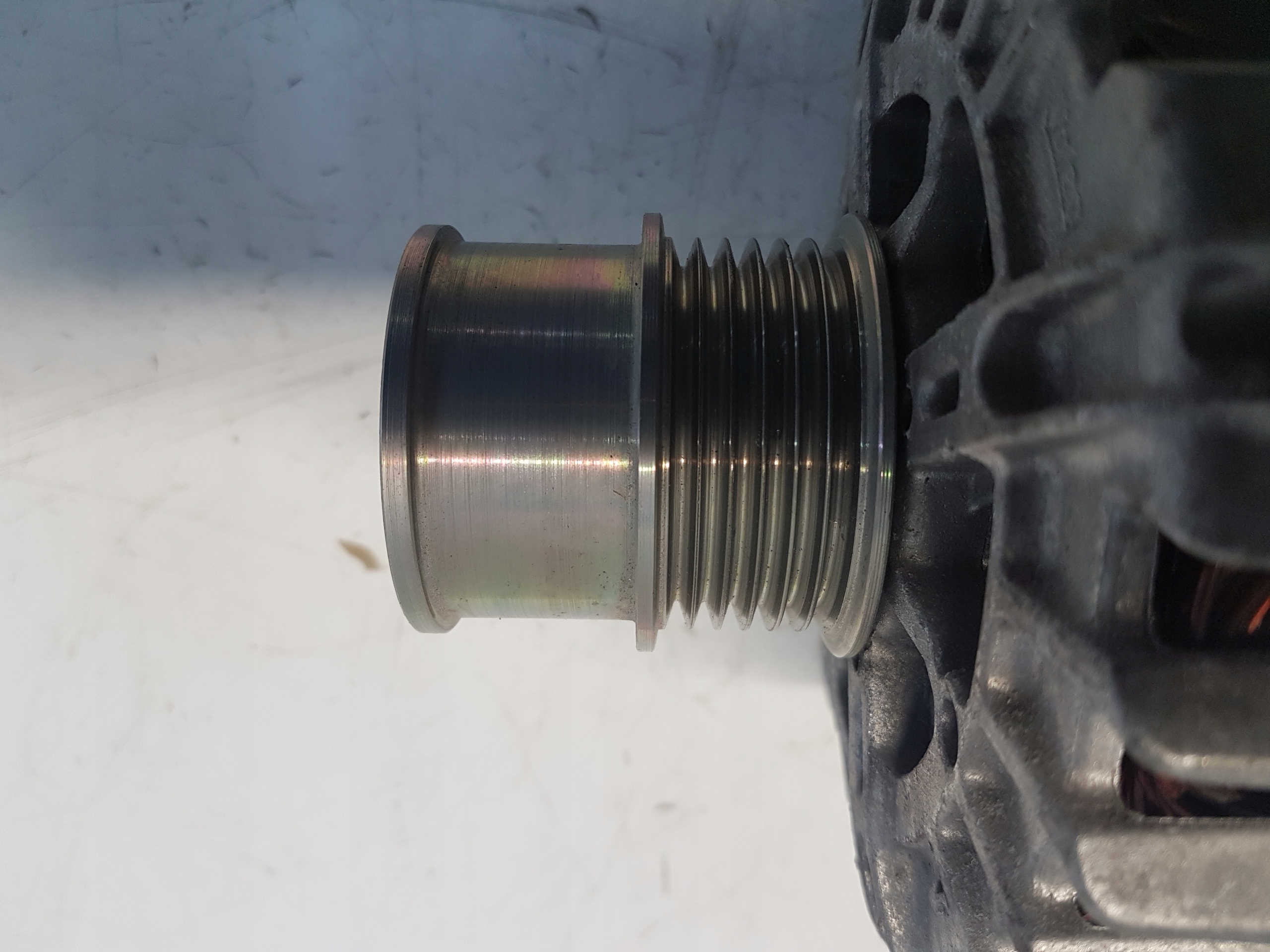 VW T-ROC 1.5 tsi alternator sprawny oryg 21r