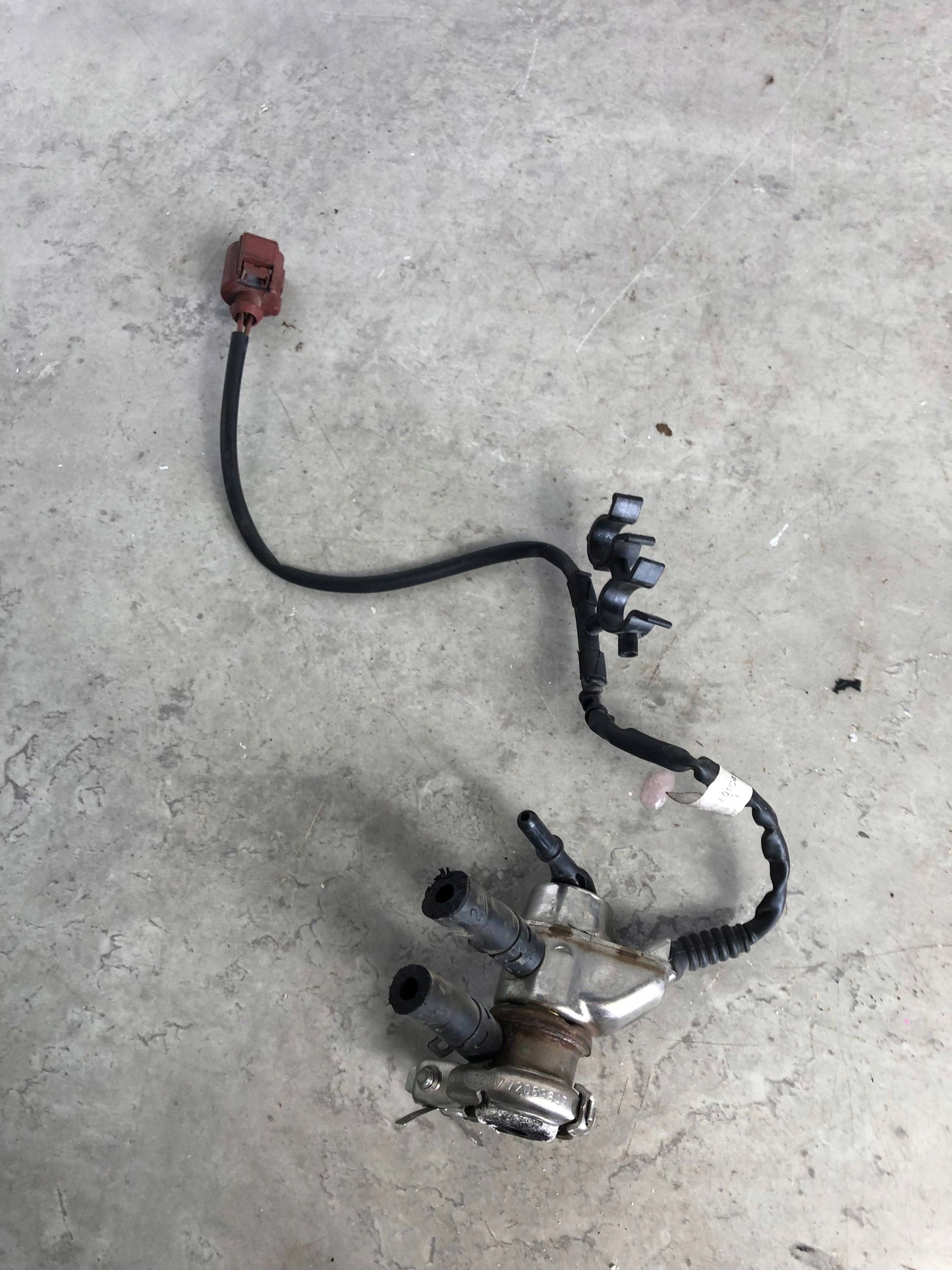 Przewód AdBlue Volkswagen PASSAT B8 03N131113B