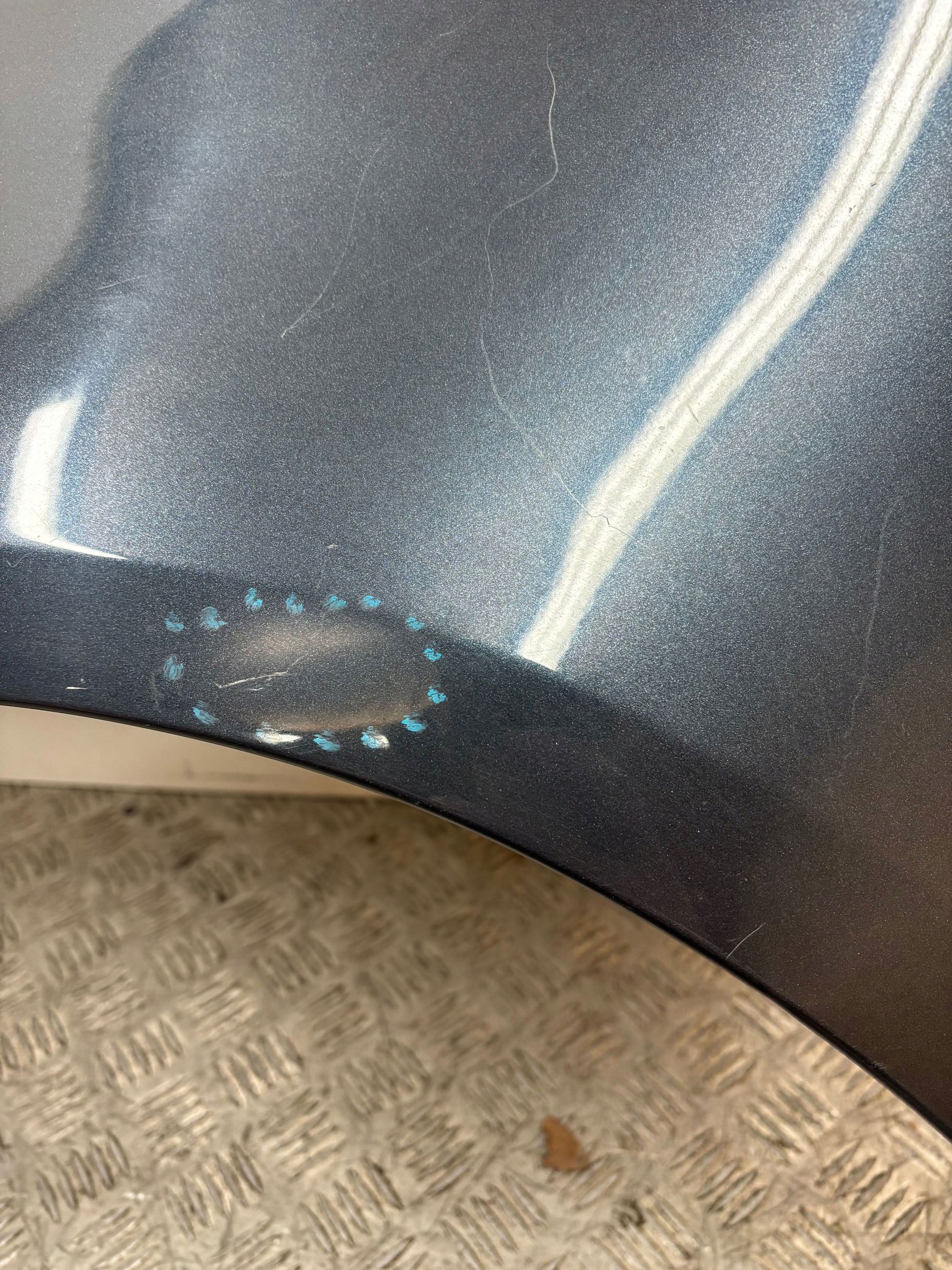fender front front left VW GOLF V 5 HB