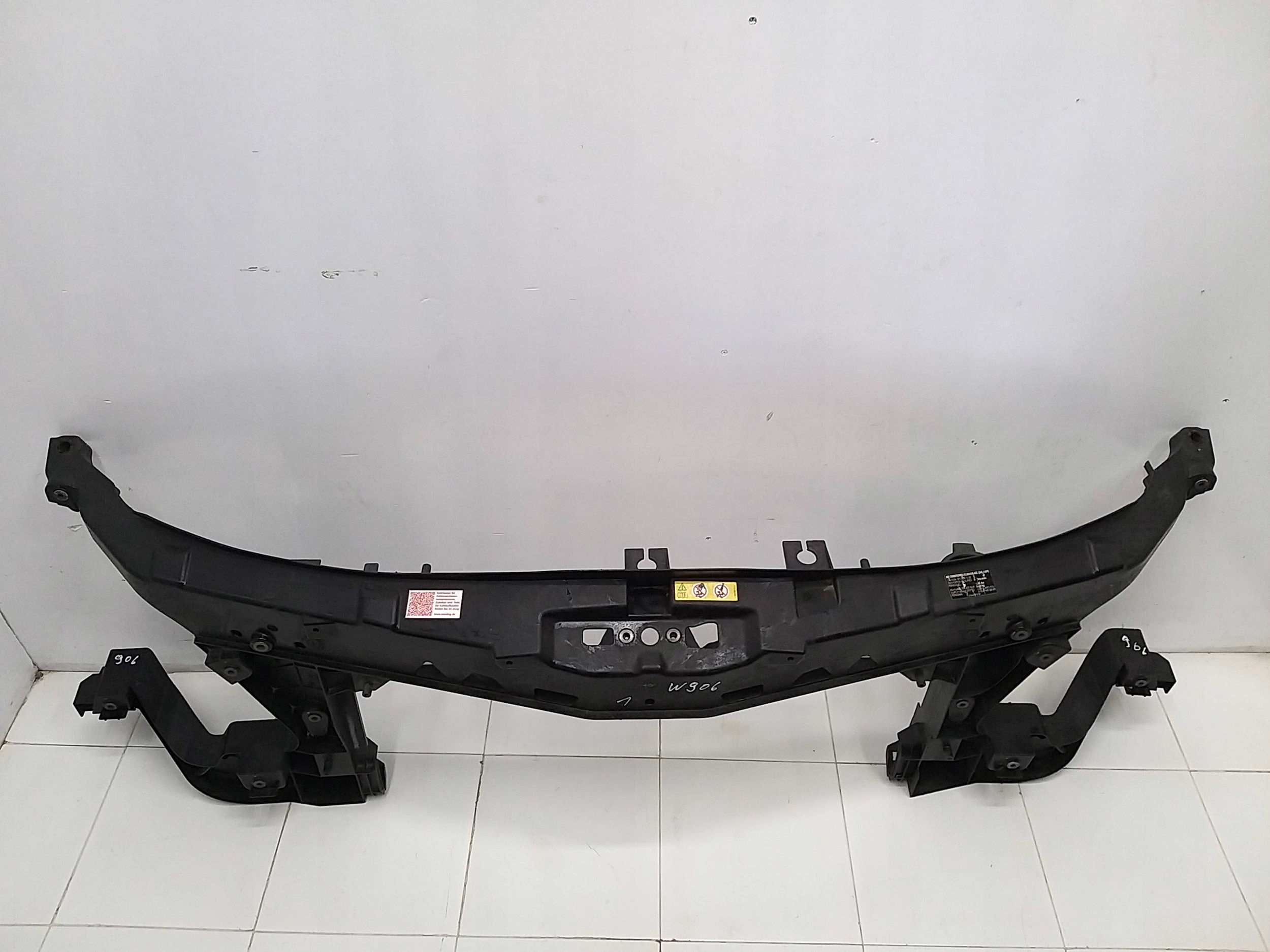 MERCEDES SPRINTER W906 906 CRAFTER 06- support panel for radiators pillar A9068800103