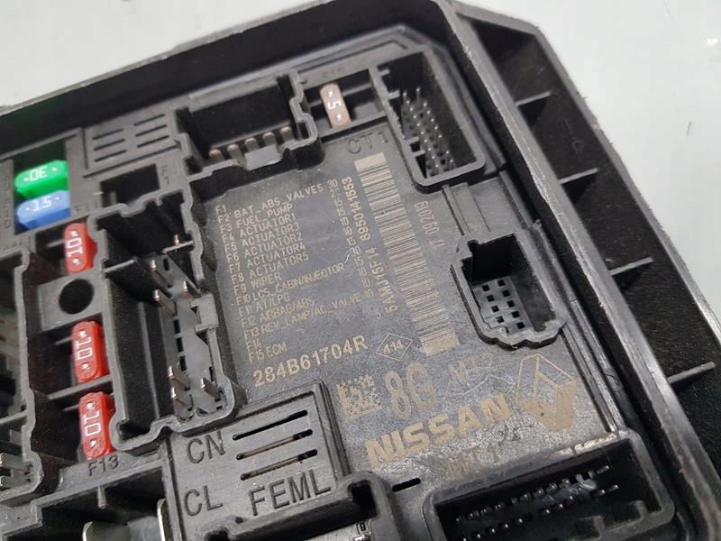 SKRZYNKA BEZPIECZNIKÓW CLIO V 1.0 TCE 284B61704R Producent części Renault OE