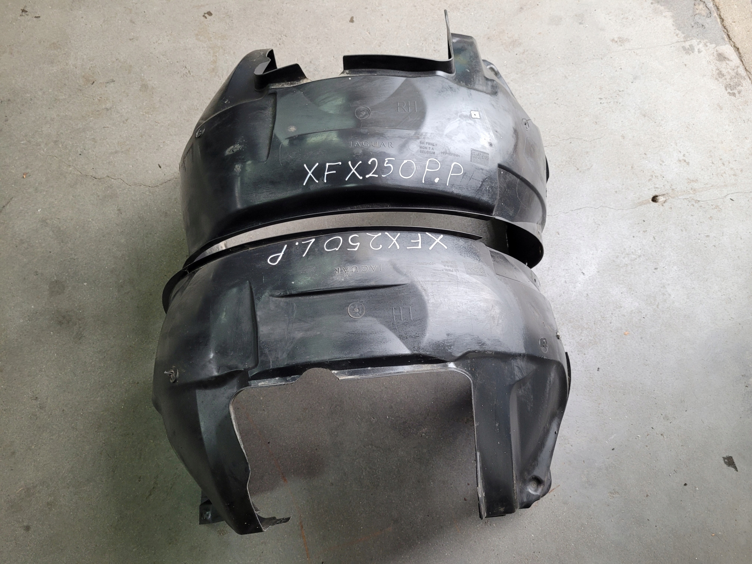 NADKOLE PRZOD LEWE JAGUAR XF X250 LIFT