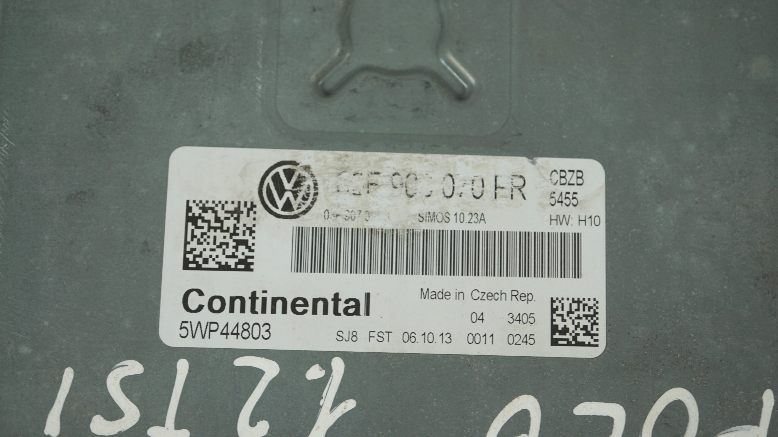 computer control unit of the engine VW POLO 6R 5 V 1.2 TSI 03F906070FR 5WP44803