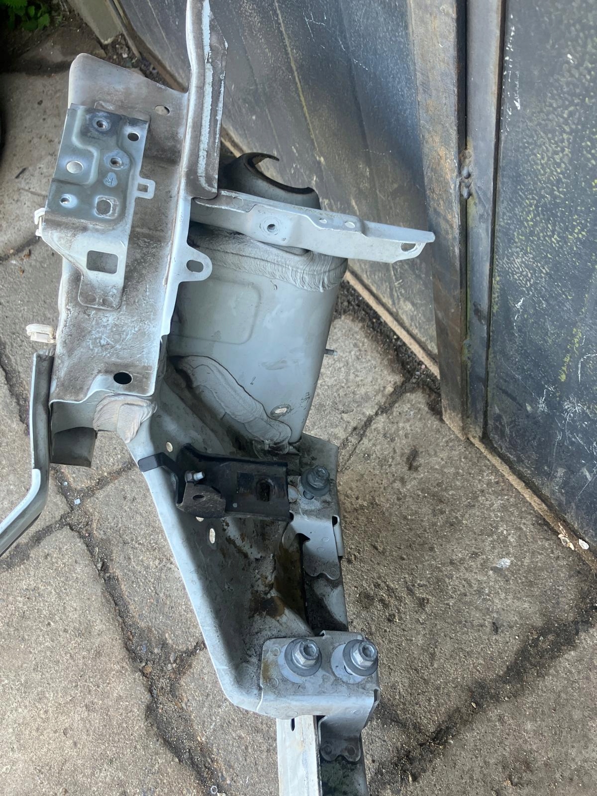 quarter quarter right front NISSAN MICRA K14