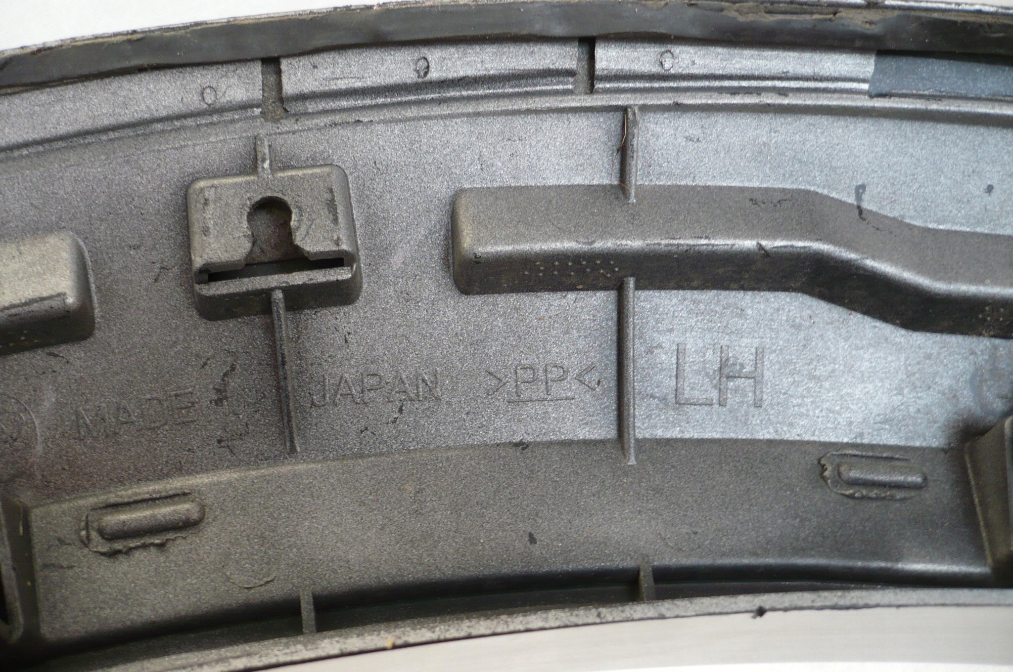SUBARU OUTBACK III 2003-09 R lišta blatníku levá předek