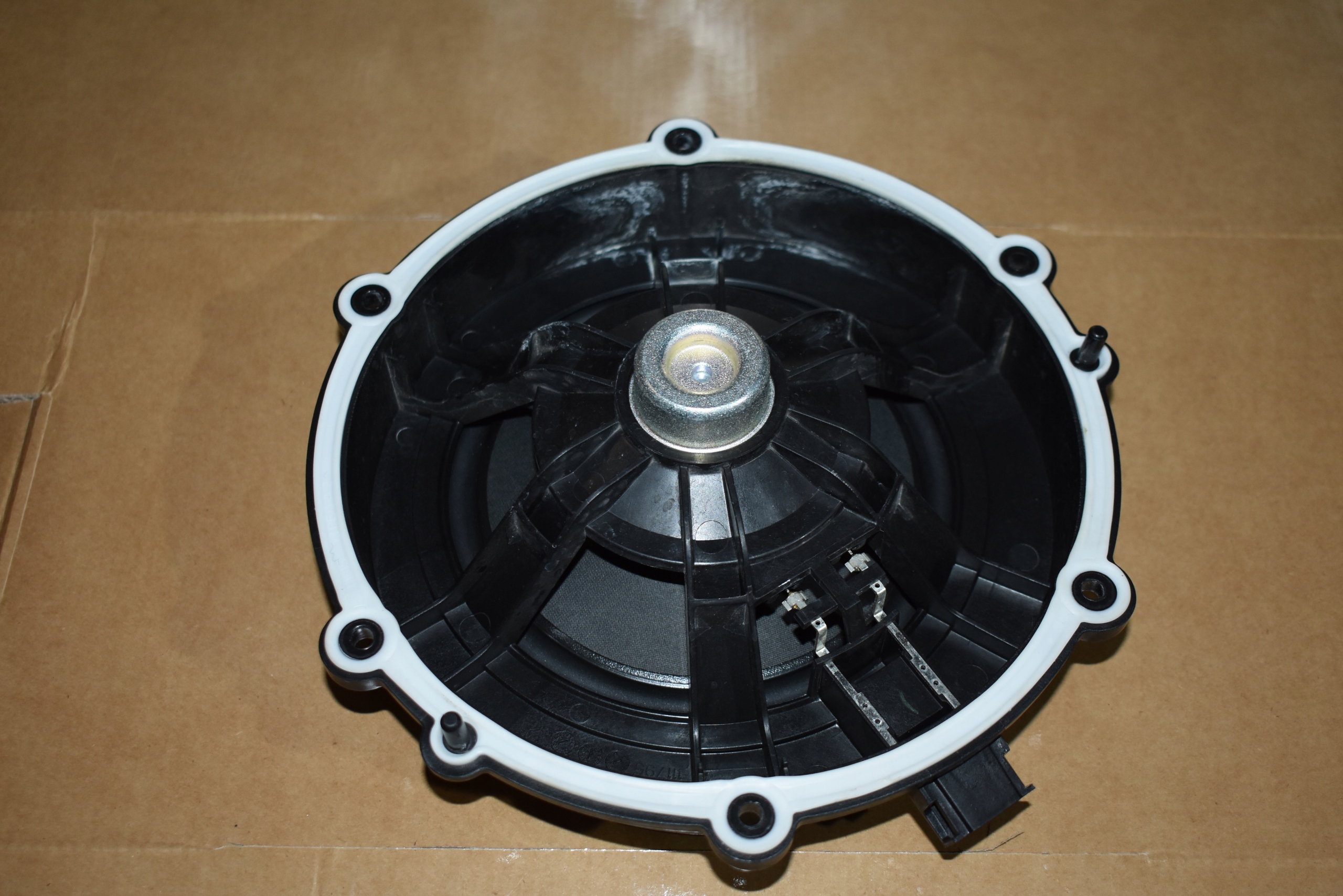 IDEALNY speaker PORSCHE 1