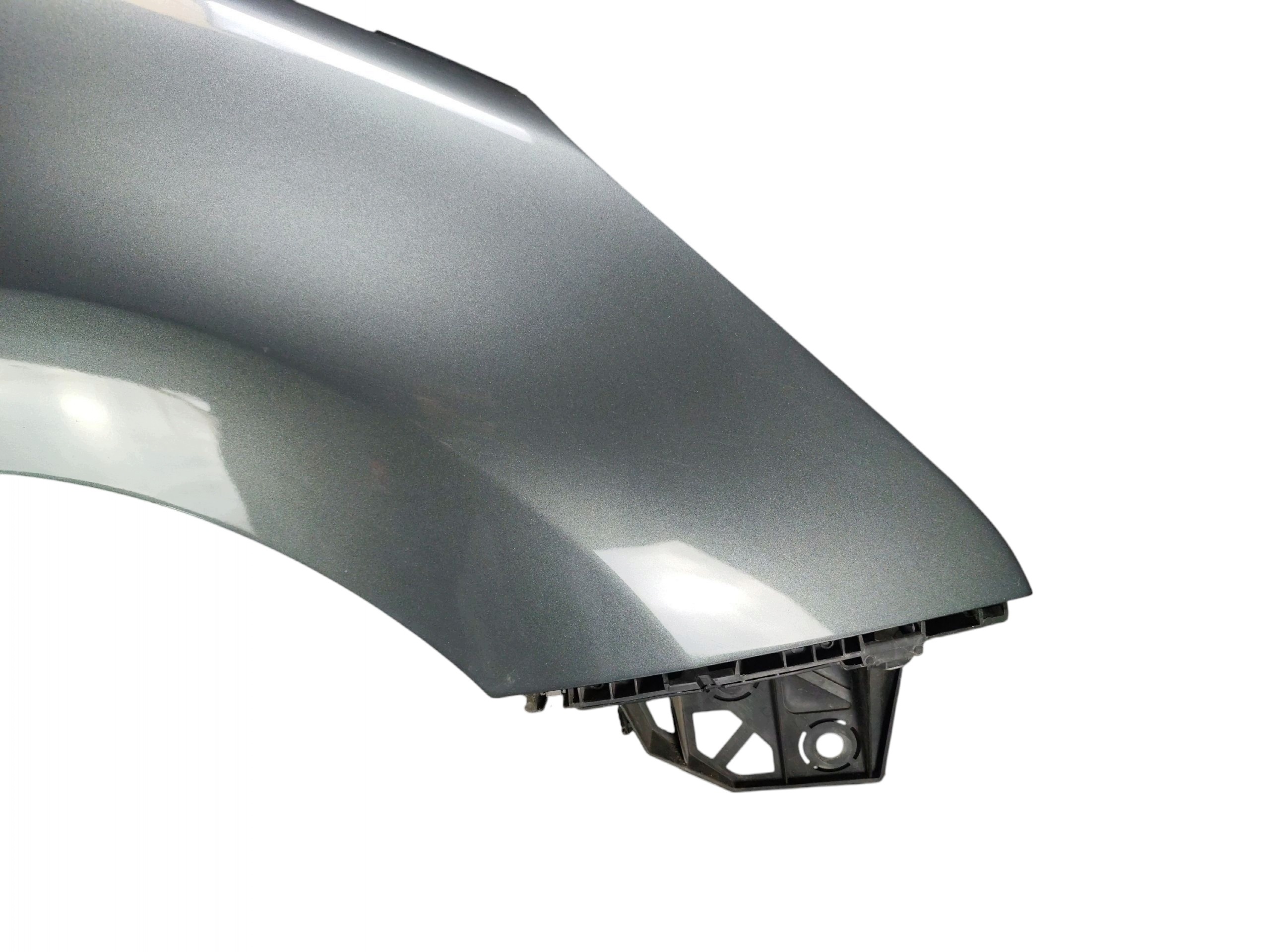 fender right front PEUGEOT 5008 and (2009-2013) code LAKIERU KTPD