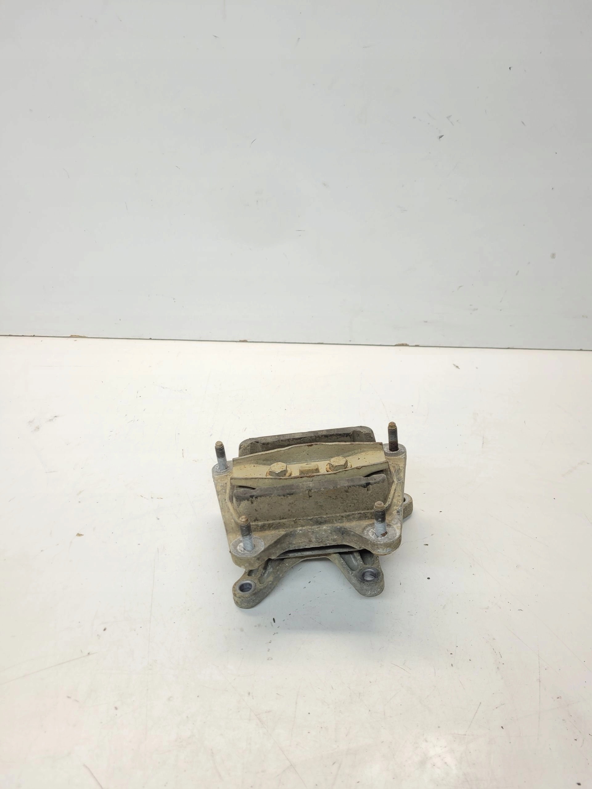 holder gearbox mount AUDI A6 C6 4F0399115BR