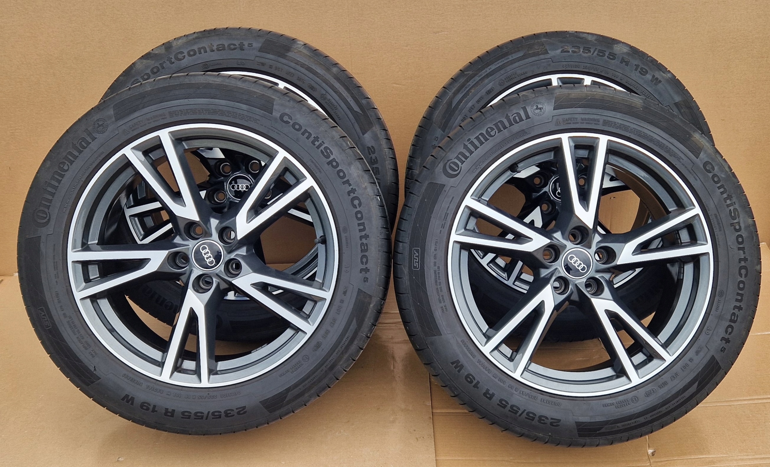 ЛИТІ ДИСКИ ШИНИ AUDI Q50a601025r 235/55/19 Et39 ІДЕАЛЬНО ДИСКИ