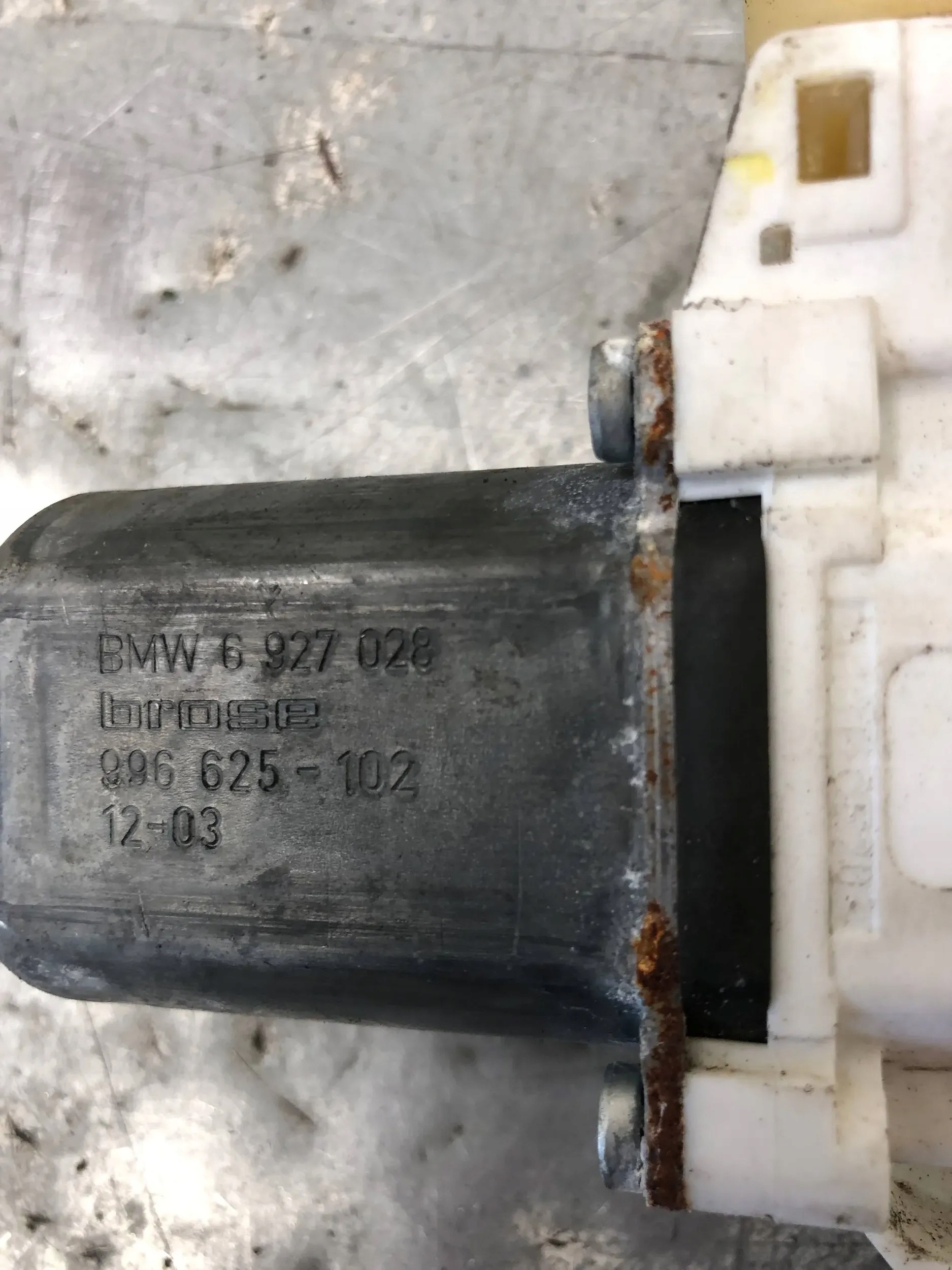 mini motor windows right front BMW X1 E84 6927028