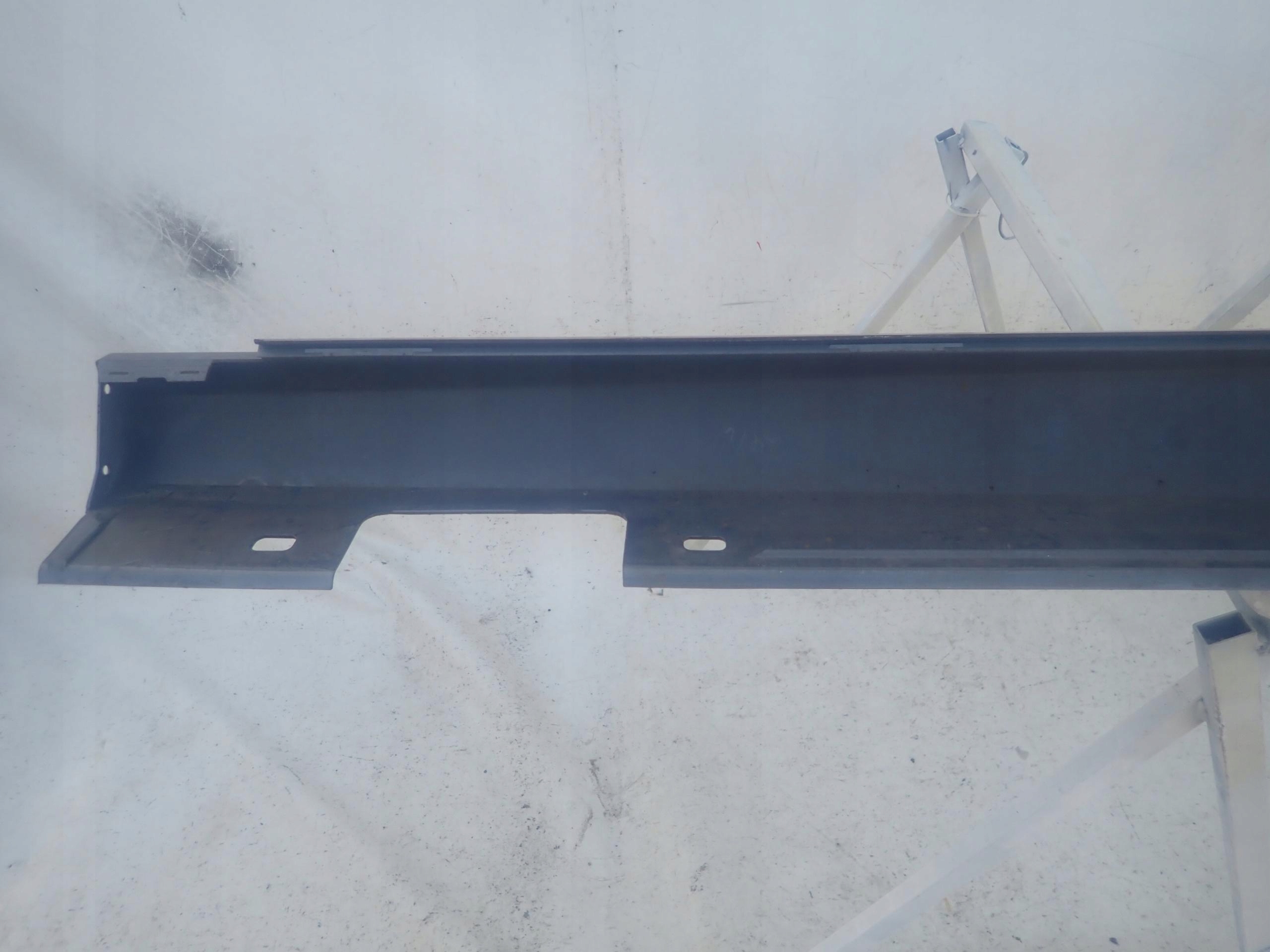 MERCEDES B-KLASA W246 threshold right moulding threshold