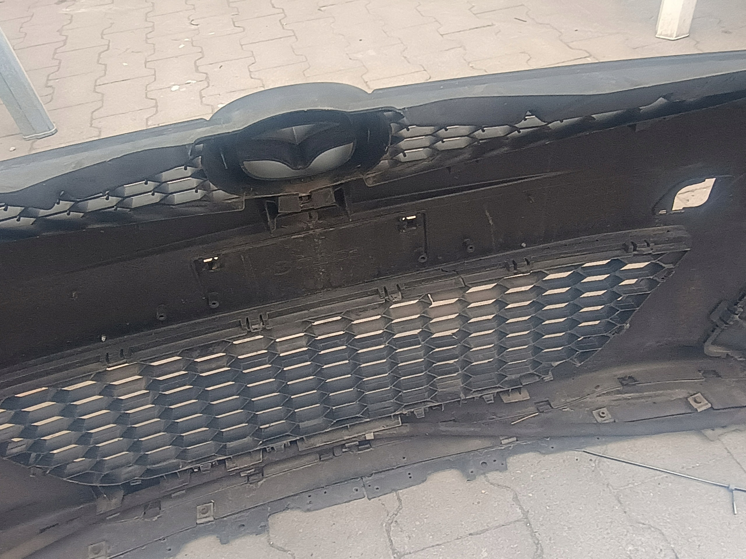 branik prednji dio kompletan MAZDA 5 LIFT ispod XENON
