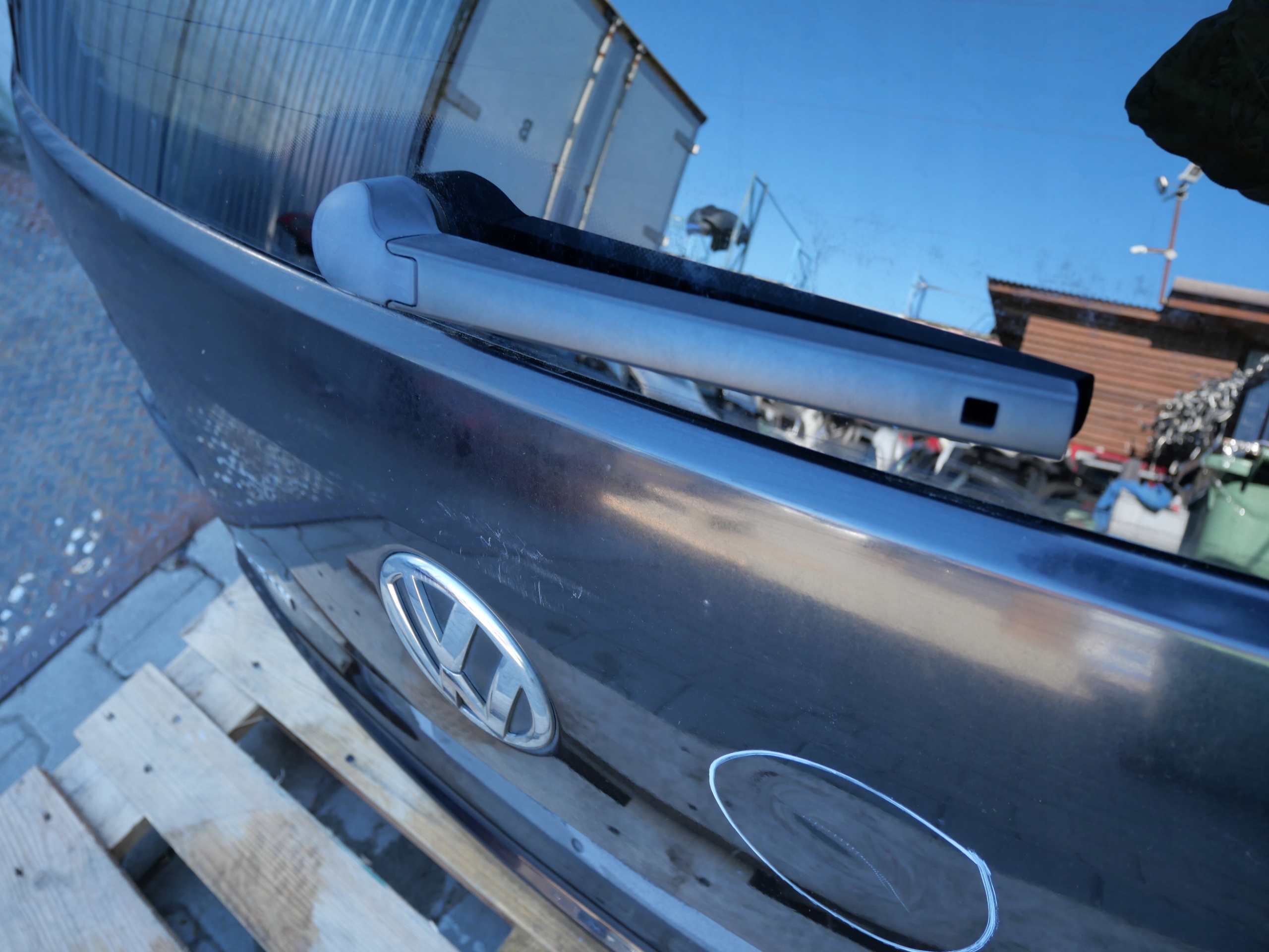 VW TOURAN II trunk door boot rear part