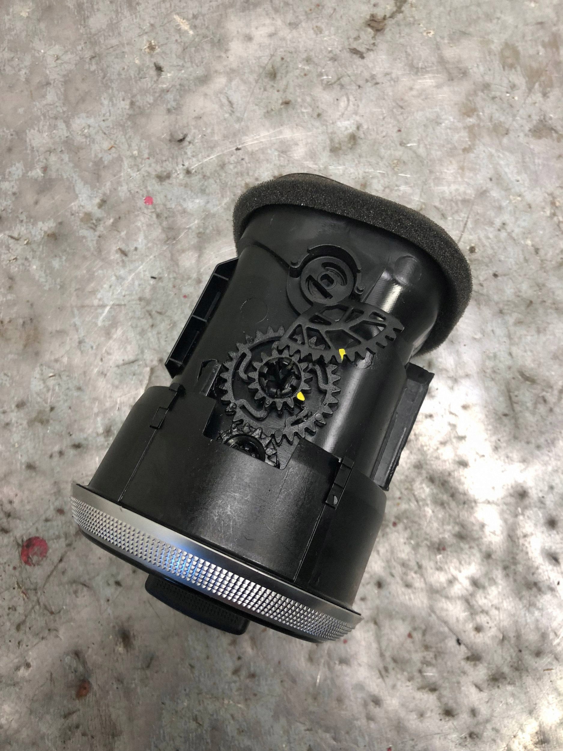 grid air conditioning devices AUDI A3 8P LIFT 8P0820901F