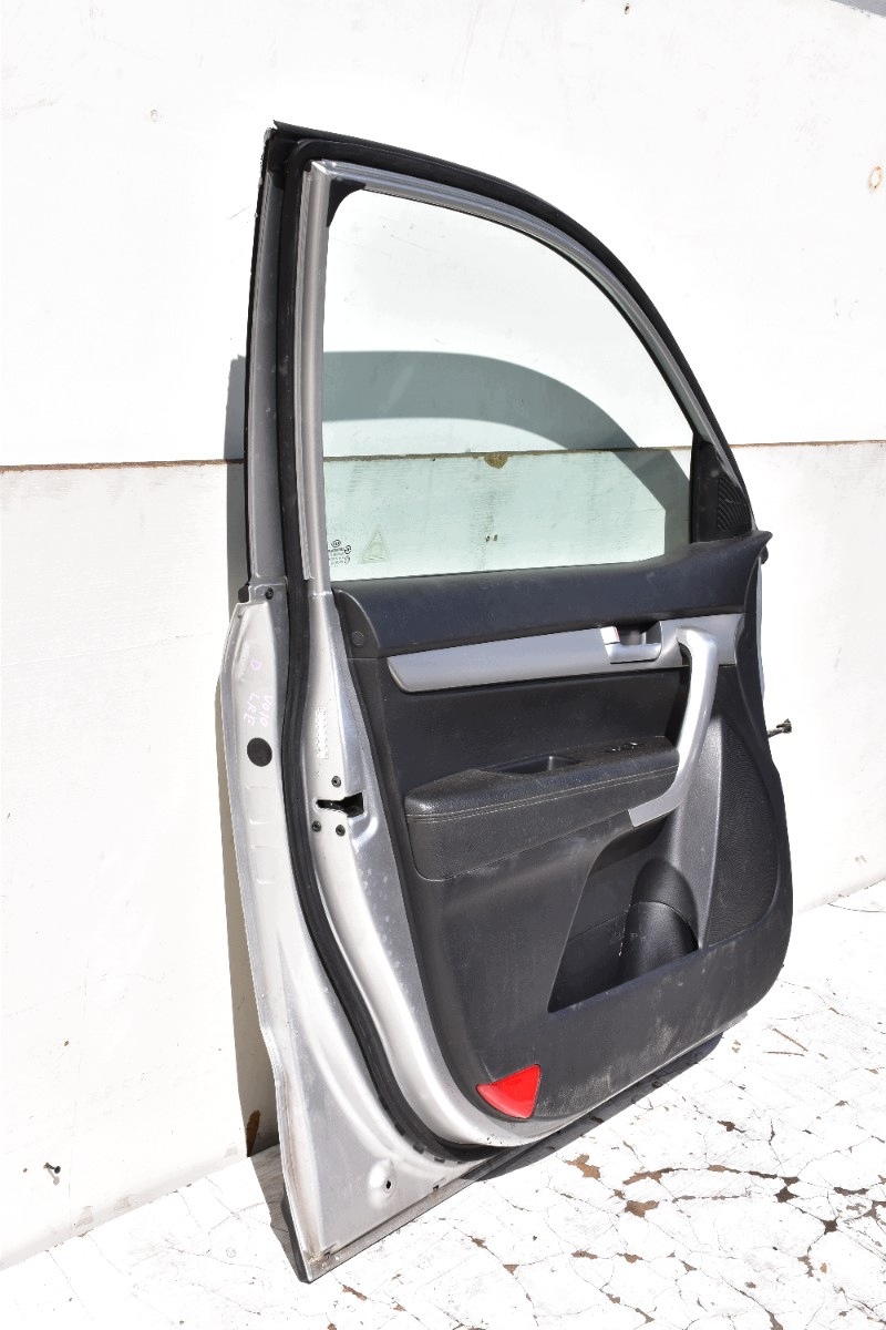 door left front KIA SORENTO II Przedlift 2009-2012 Kod lakieru: 3D