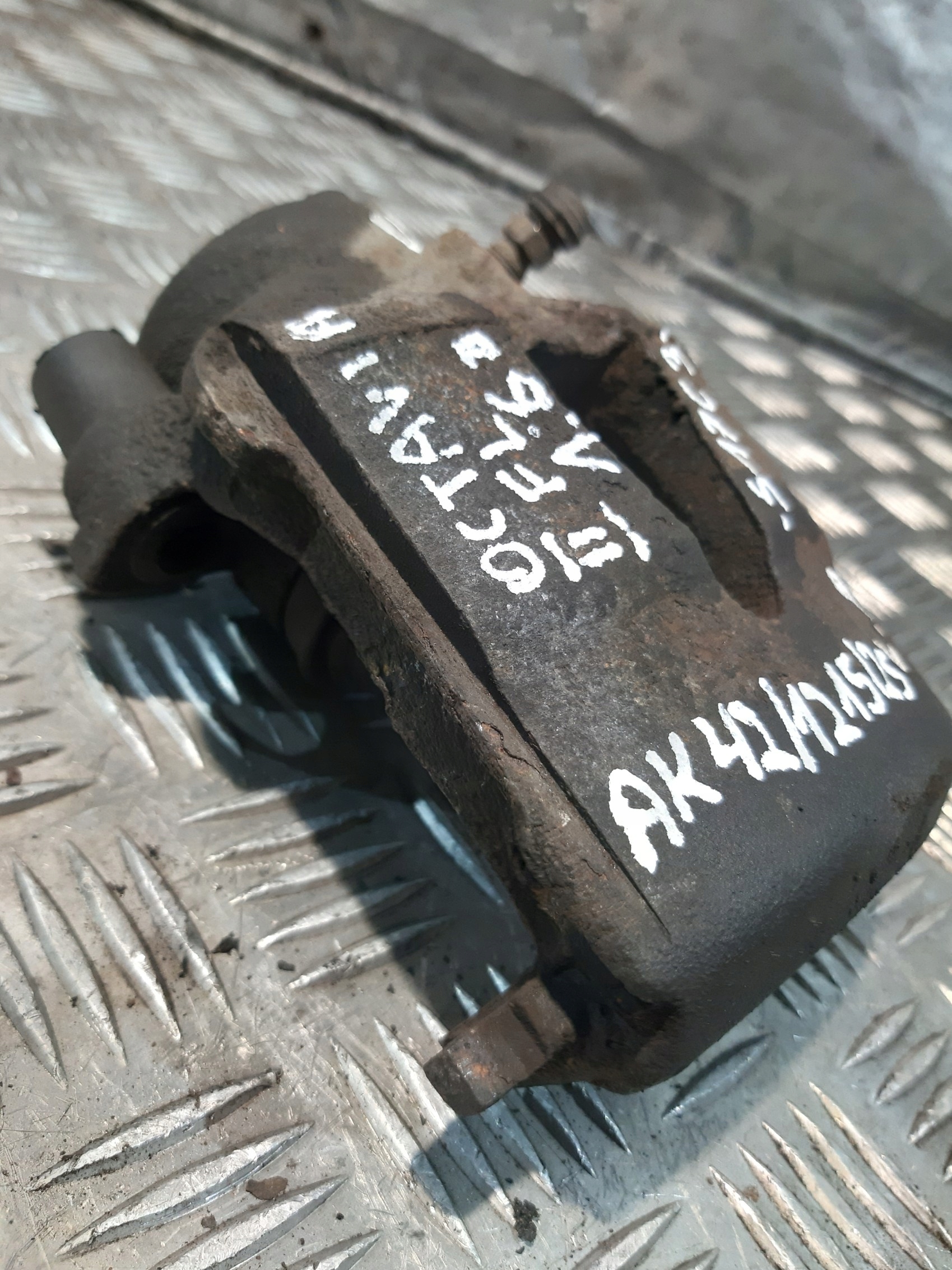 caliper brake left front SKODA OCTAVIA II FL 1.6B KOMBI