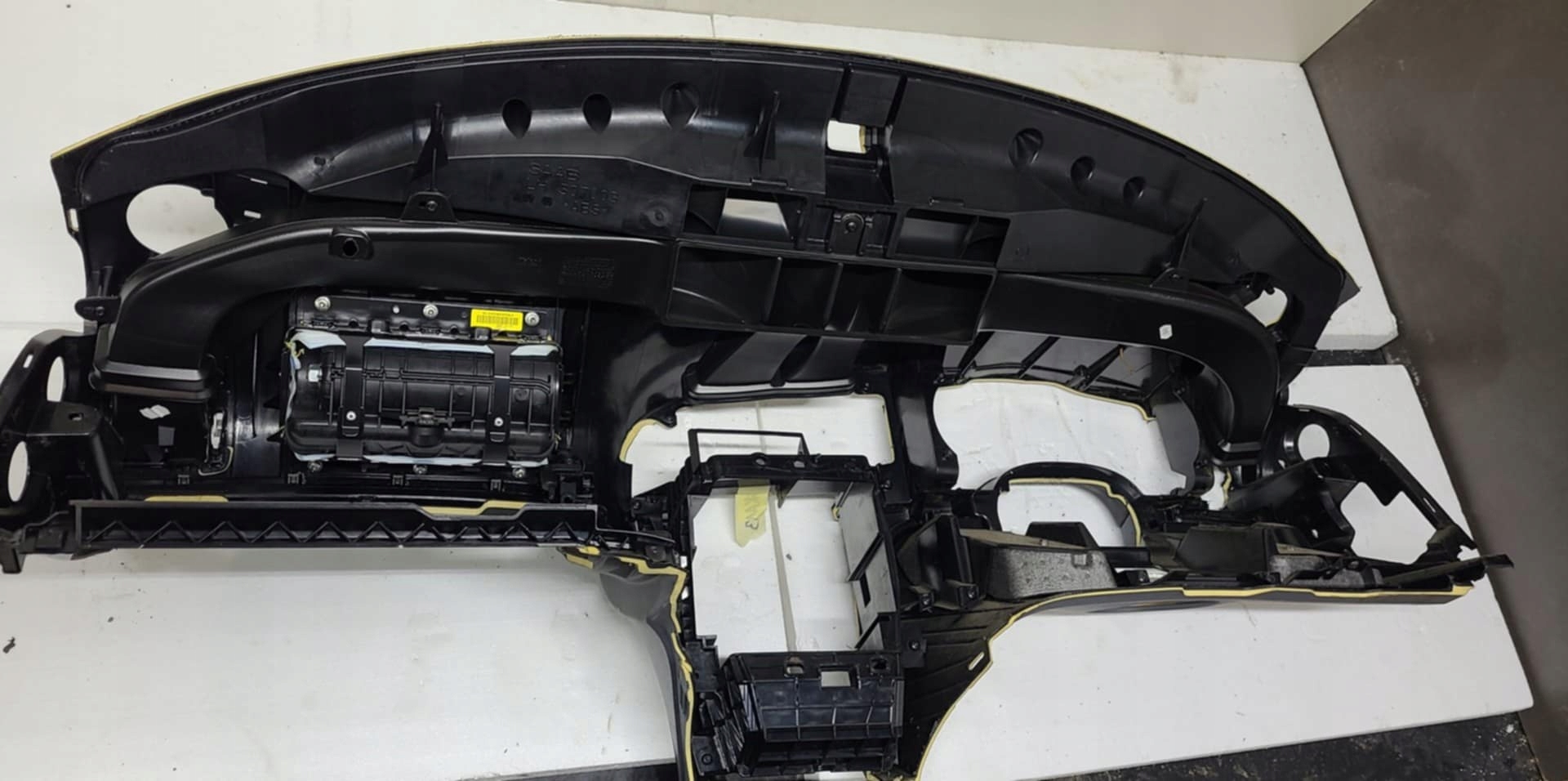 dashboard instrument panel console SAAB 9-3 93 II EUROPA