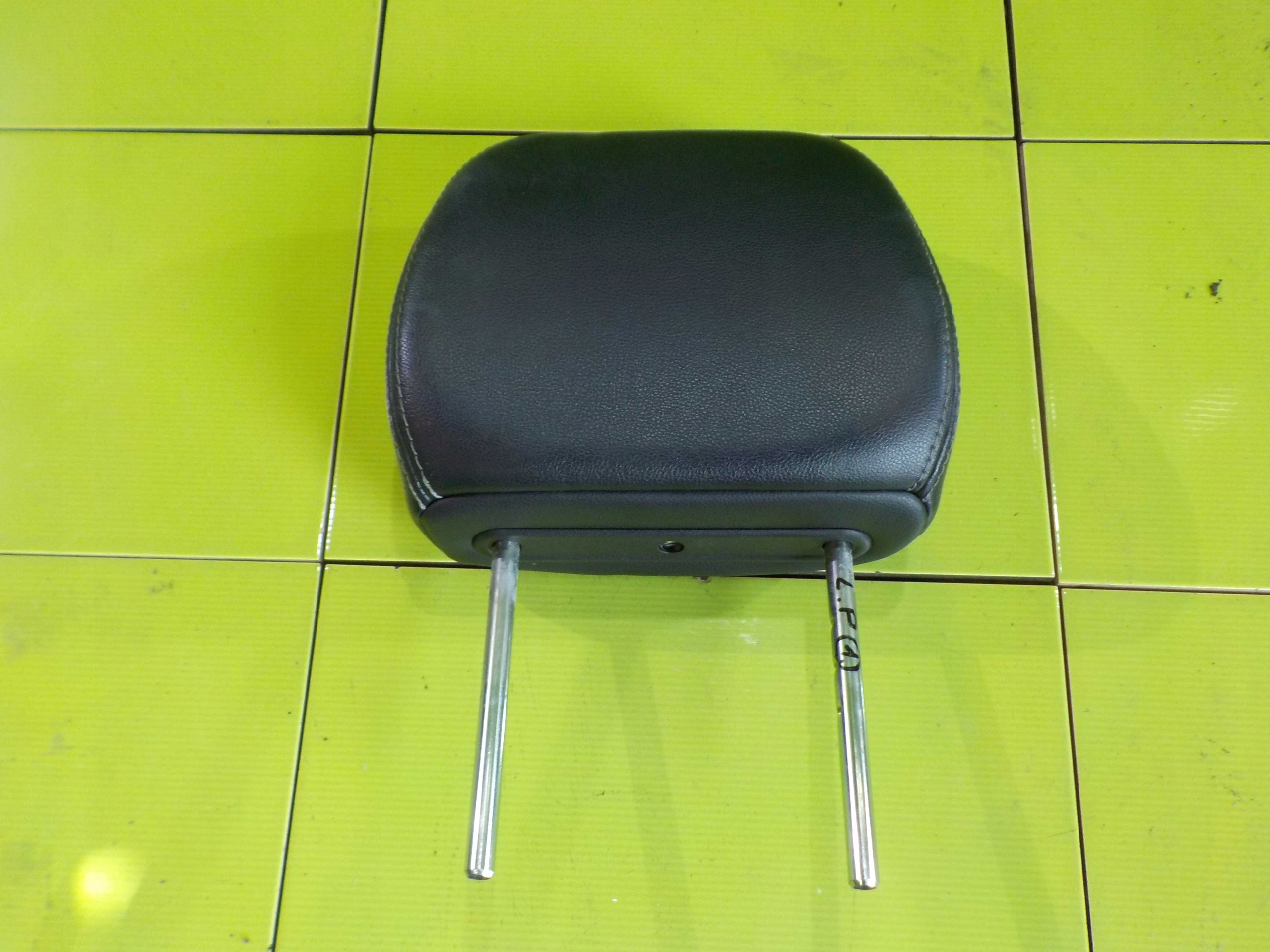 MITSUBUSHI LANCER X VIII 09 подголовник передний левый